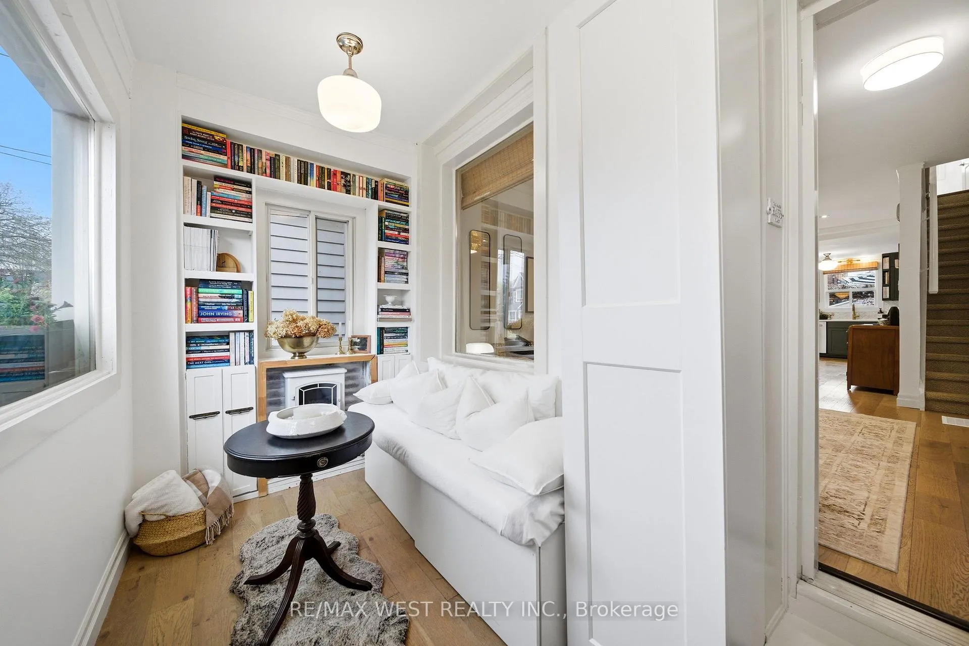 Photo 4 of 5 Norval Street, Toronto, Rockcliffe-Smythe — HOMEH