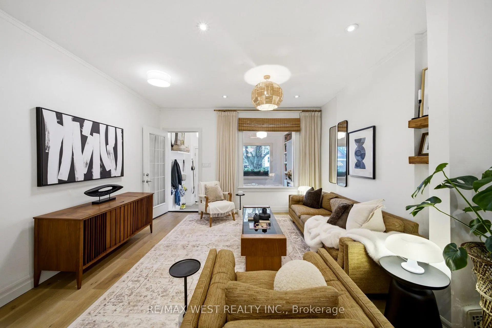 Photo 7 of 5 Norval Street, Toronto, Rockcliffe-Smythe — HOMEH