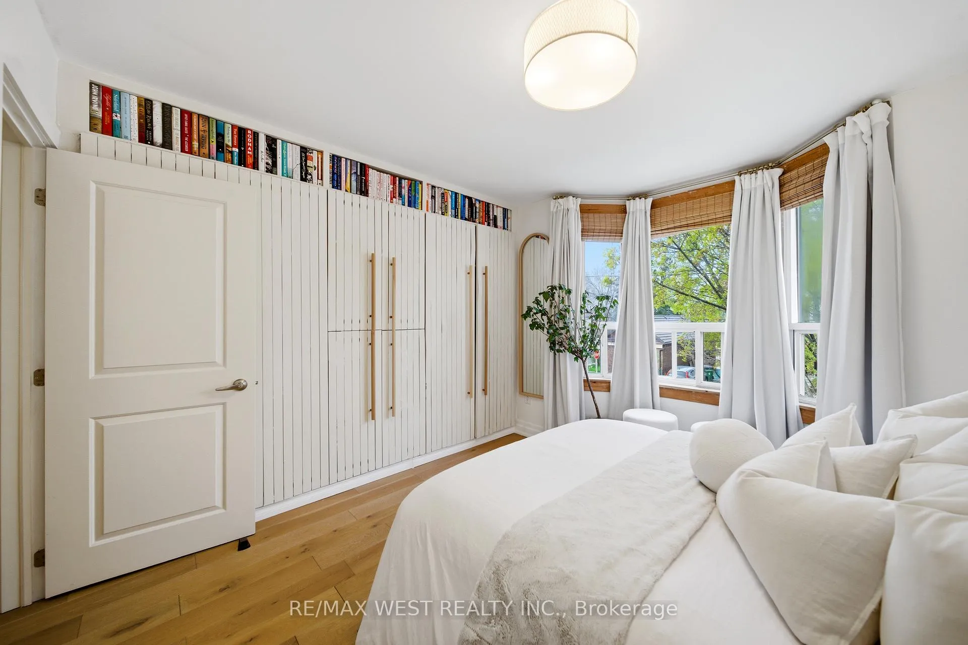 Photo 16 of 5 Norval Street, Toronto, Rockcliffe-Smythe — HOMEH