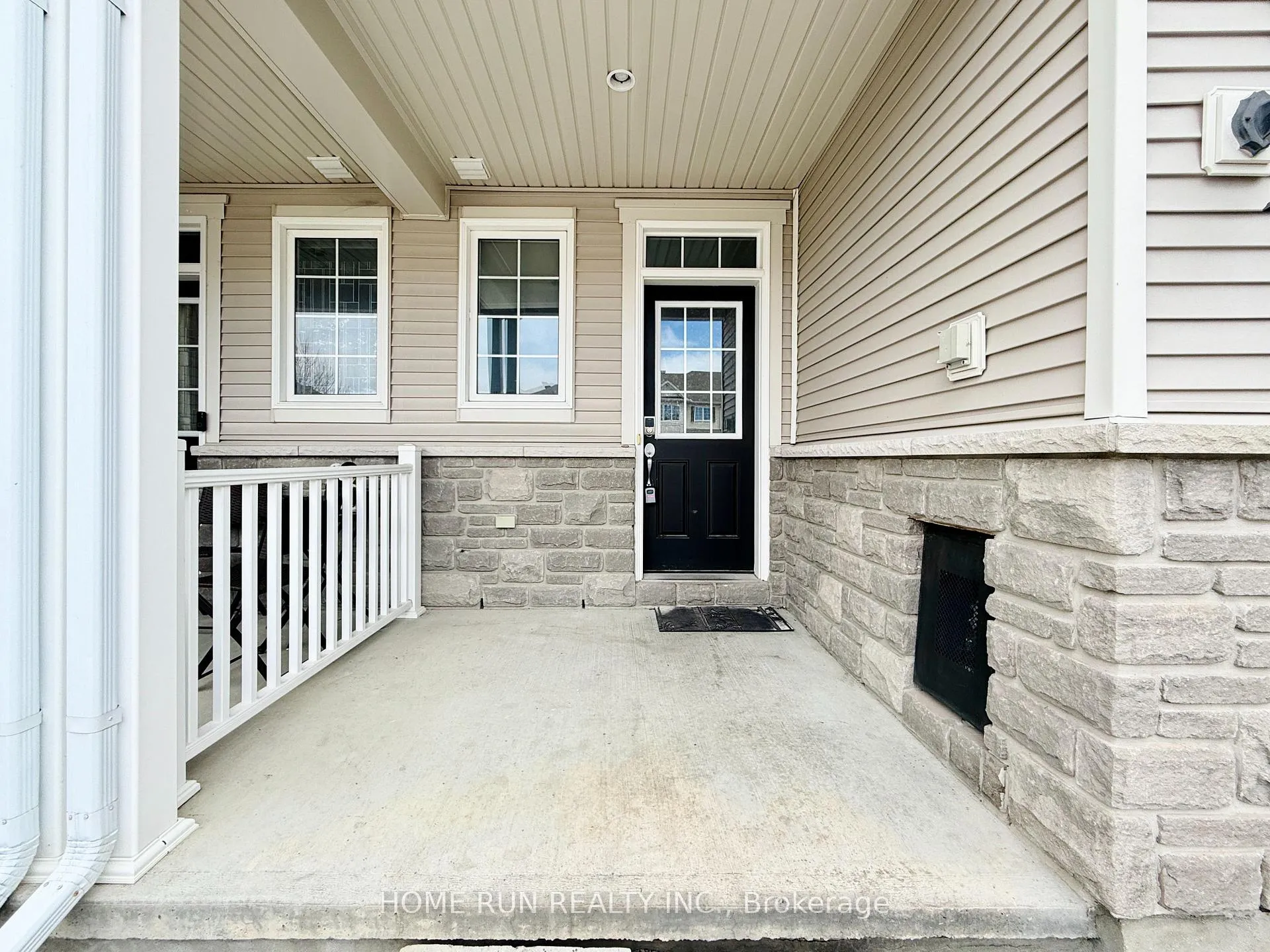 Photo 2 of 183 Laramie Crescent, Ottawa, Barrhaven - Stonebridge — HOMEH