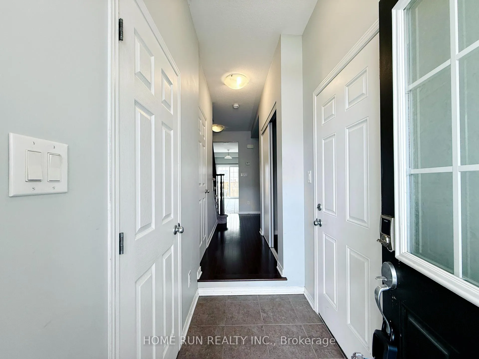 Photo 4 of 183 Laramie Crescent, Ottawa, Barrhaven - Stonebridge — HOMEH