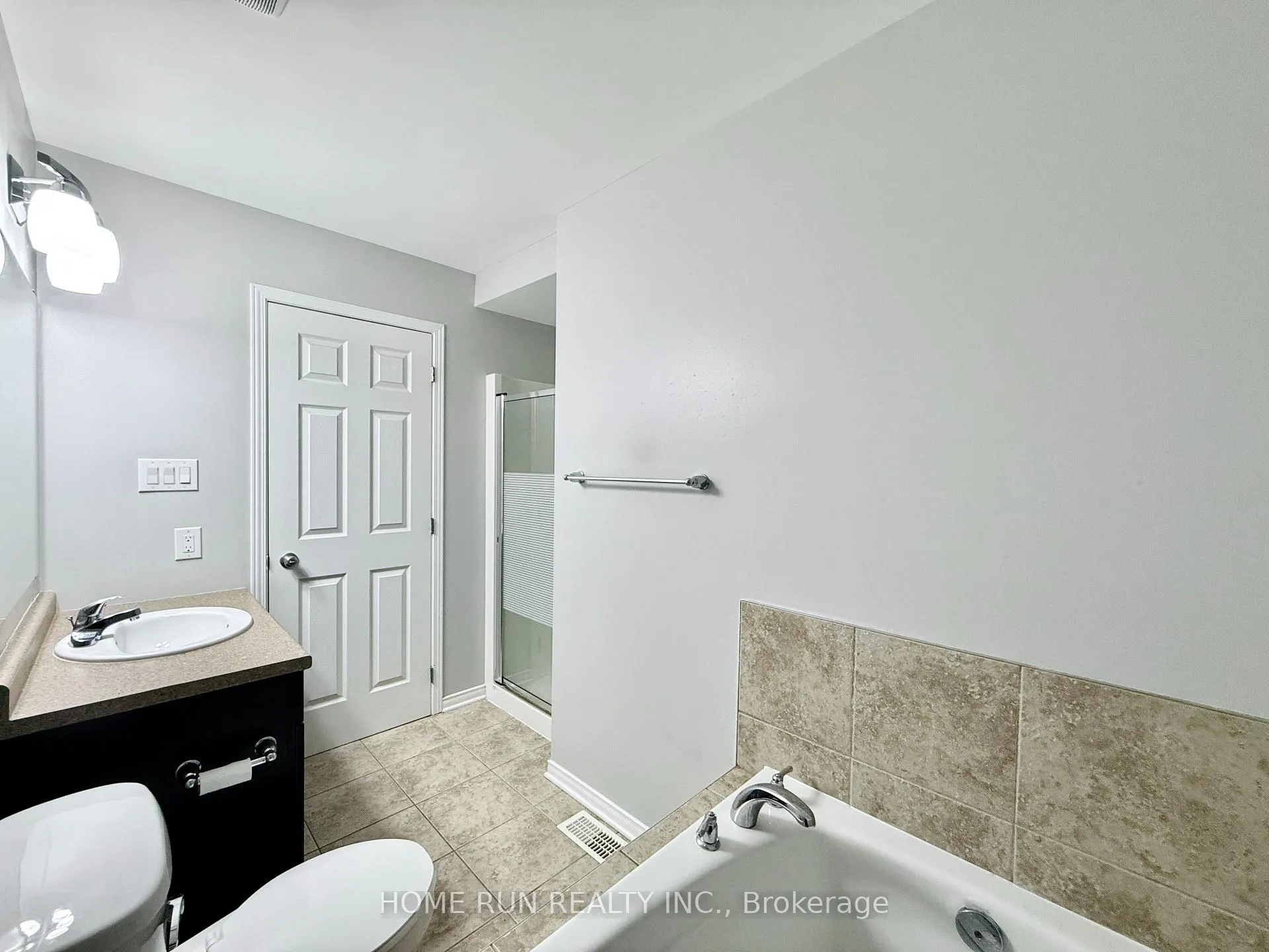Photo 18 of 183 Laramie Crescent, Ottawa, Barrhaven - Stonebridge — HOMEH