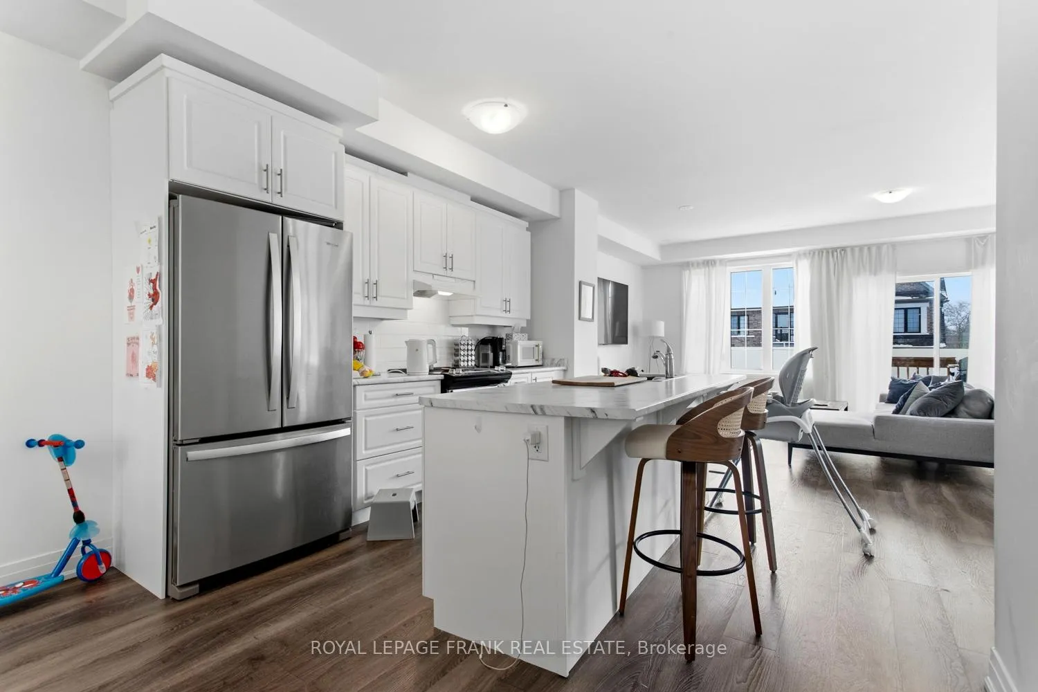 Photo 11 of 58 Selfridge Way, Whitby, Downtown Whitby — HOMEH