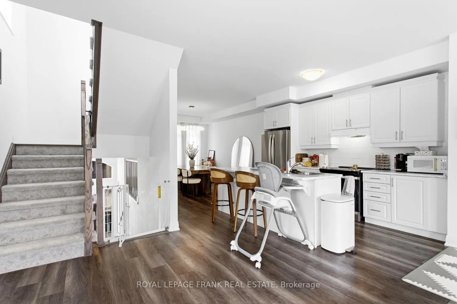 Photo 12 of 58 Selfridge Way, Whitby, Downtown Whitby — HOMEH