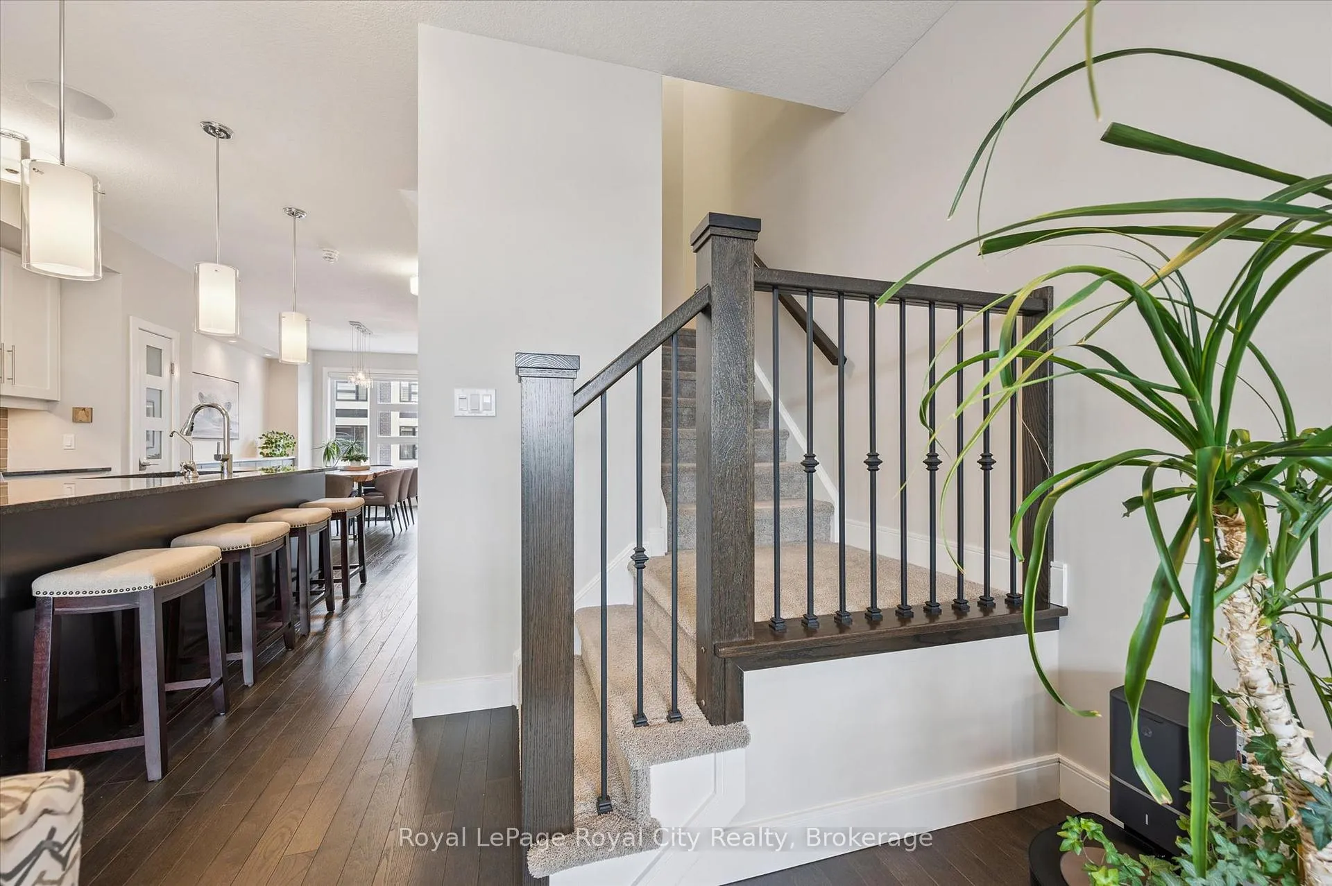 Photo 22 of Unit 25, 60 Arkell Road, Guelph, Kortright East — HOMEH