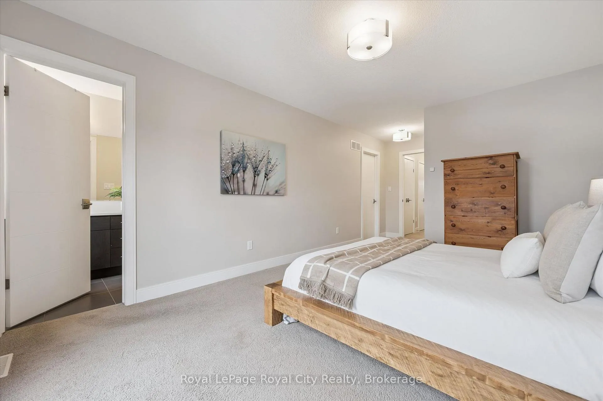 Photo 27 of Unit 25, 60 Arkell Road, Guelph, Kortright East — HOMEH