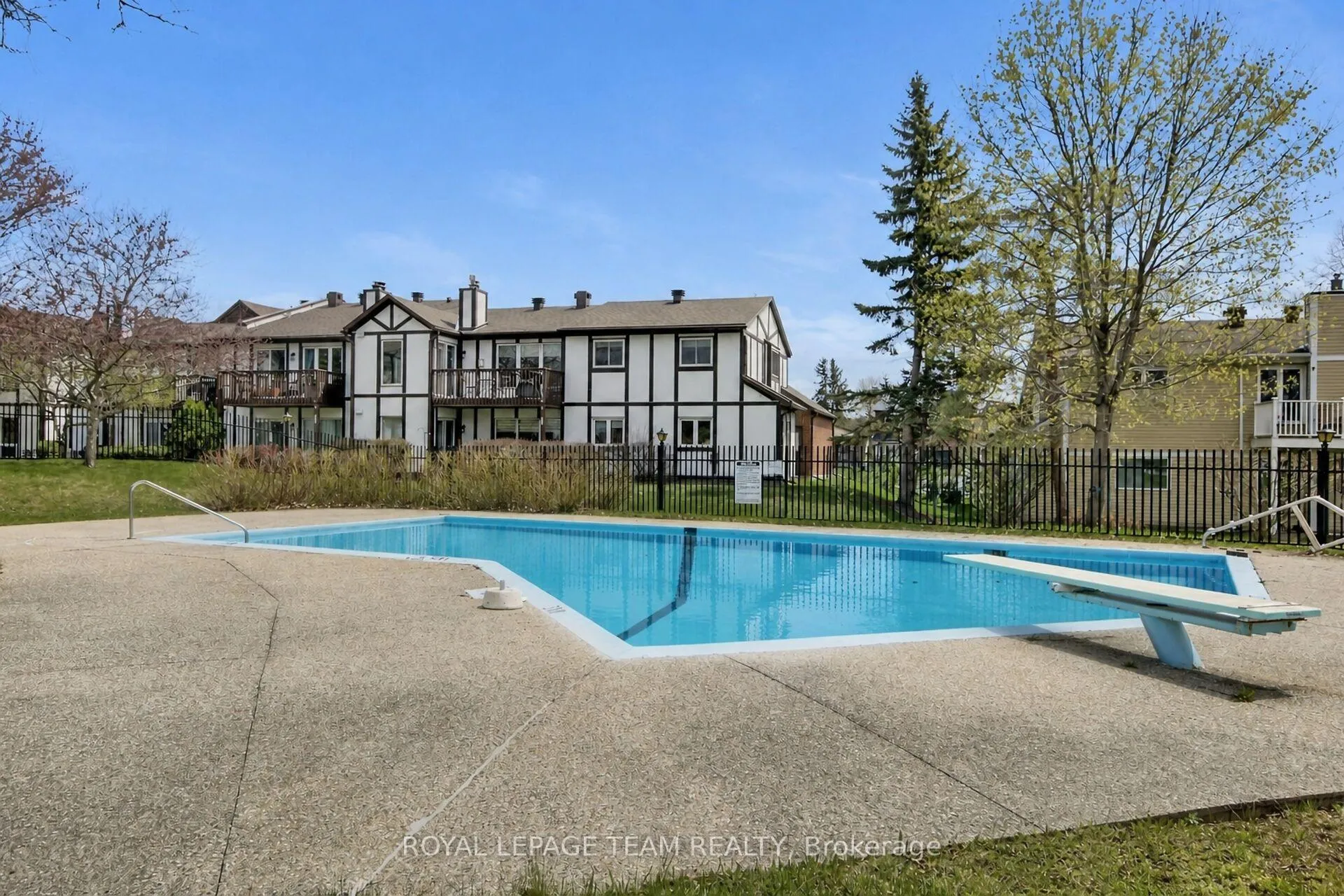 Photo 43 of 3B Harness Lane, Ottawa, Kanata - Bridlewood — HOMEH