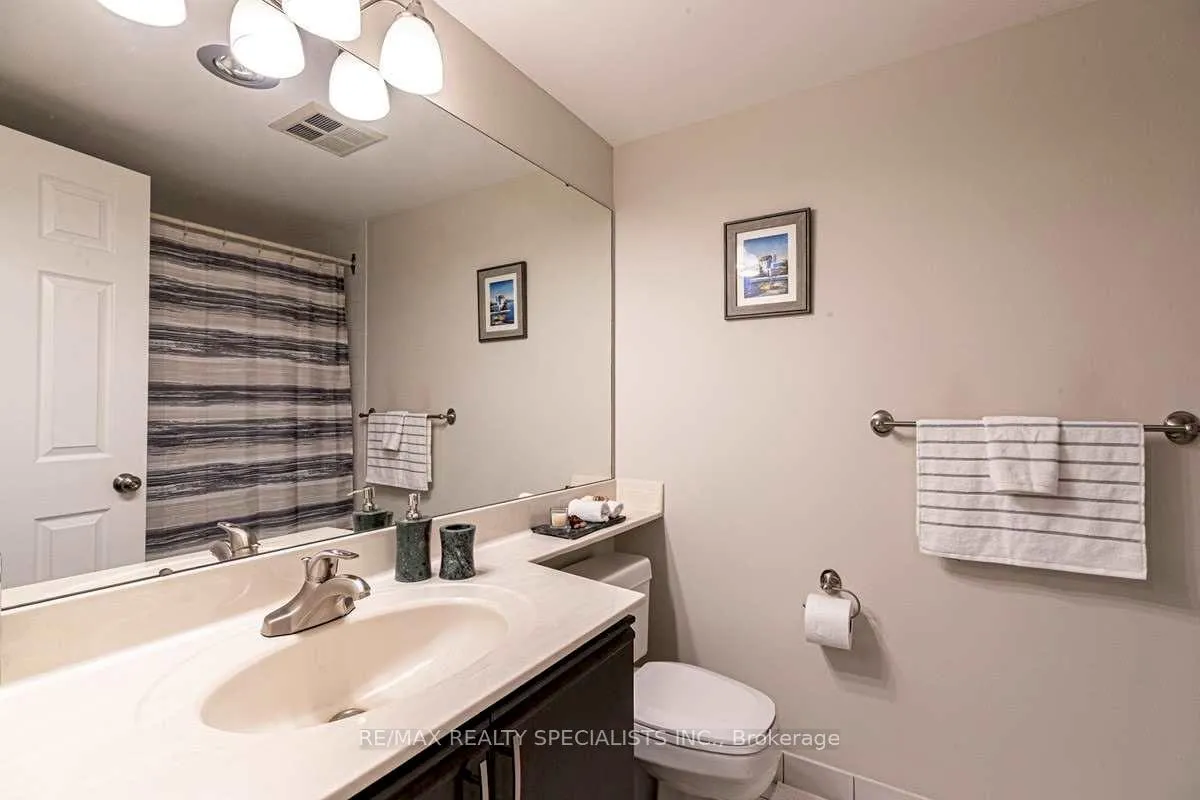 Photo 17 of Unit 520, 1001 Cedarglen Gate, Mississauga, Erindale — HOMEH