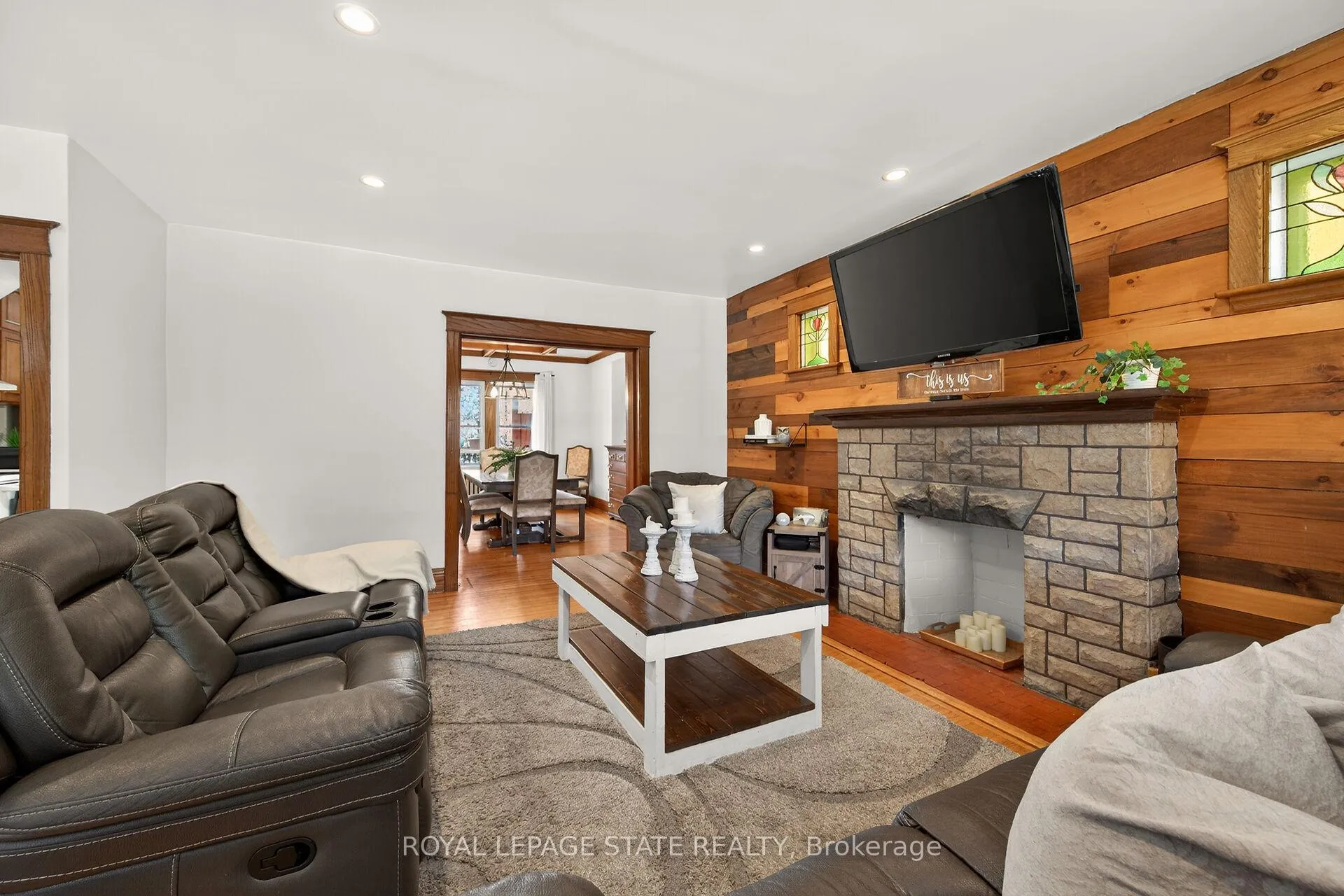 Photo 9 of 28 Ashford Boulevard, Hamilton, Blakeley — HOMEH