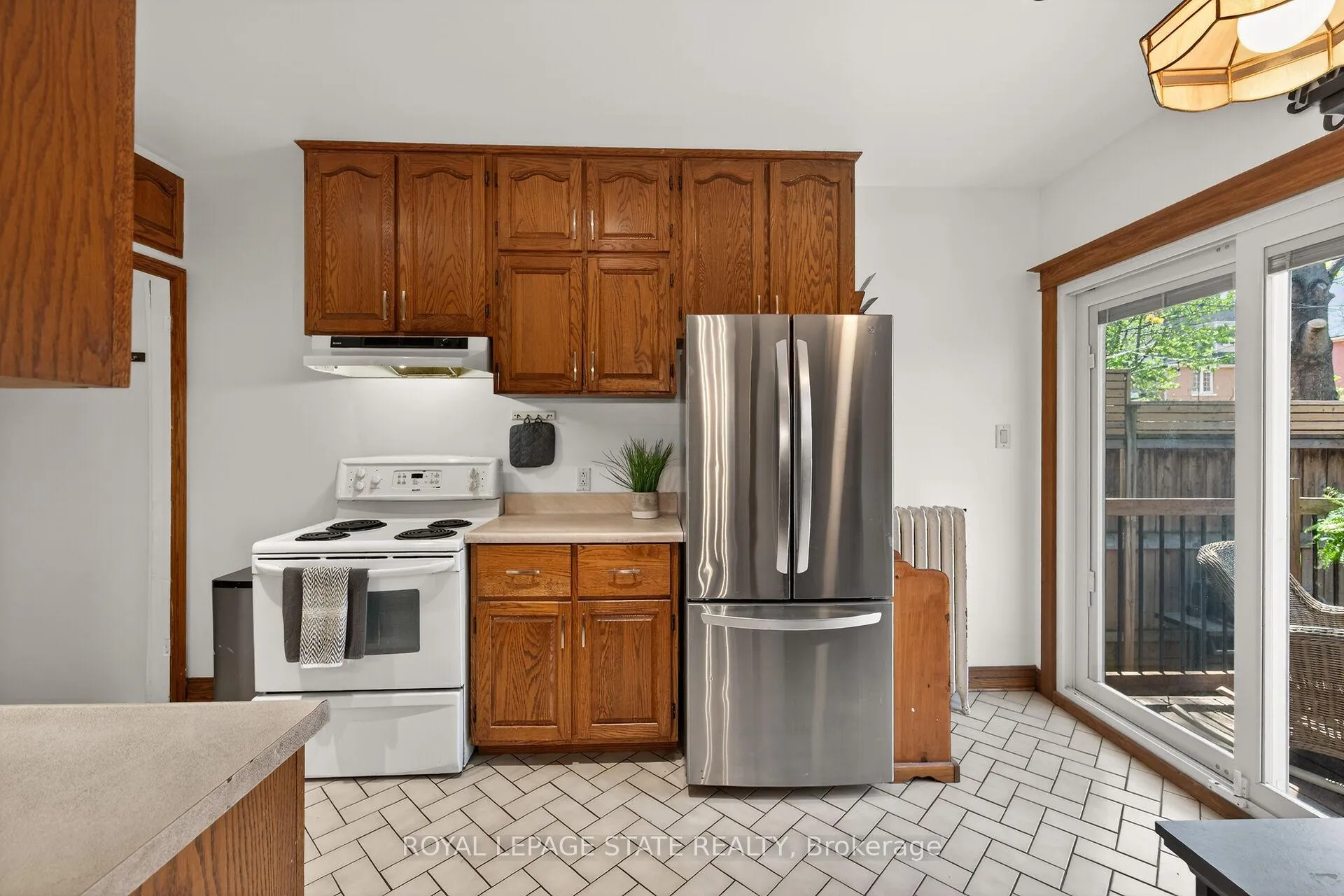 Photo 14 of 28 Ashford Boulevard, Hamilton, Blakeley — HOMEH