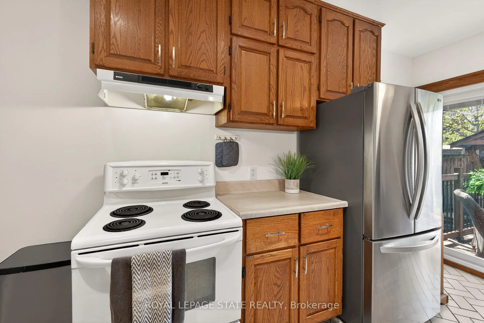 Photo 17 of 28 Ashford Boulevard, Hamilton, Blakeley — HOMEH