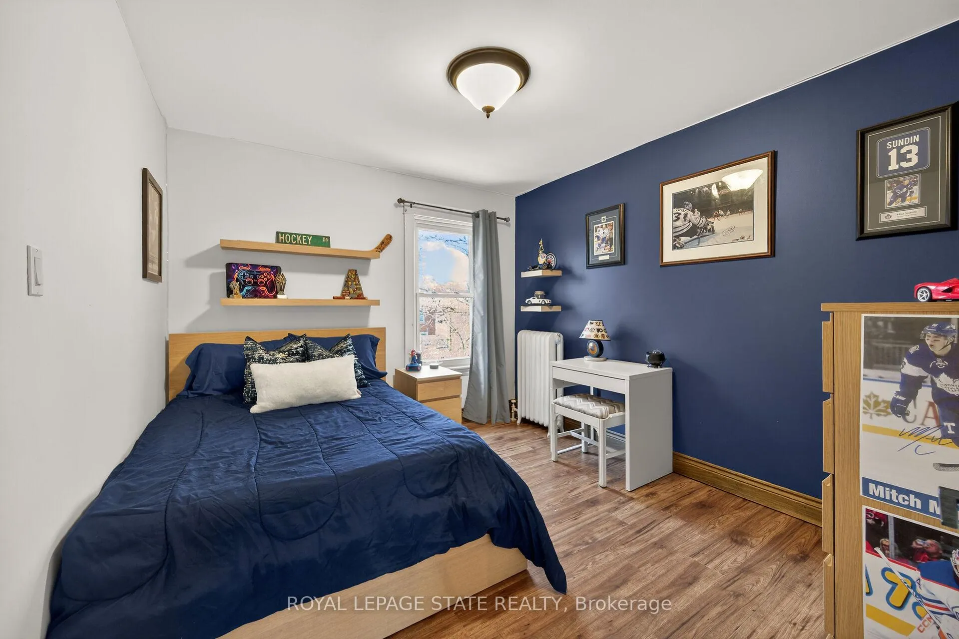 Photo 26 of 28 Ashford Boulevard, Hamilton, Blakeley — HOMEH