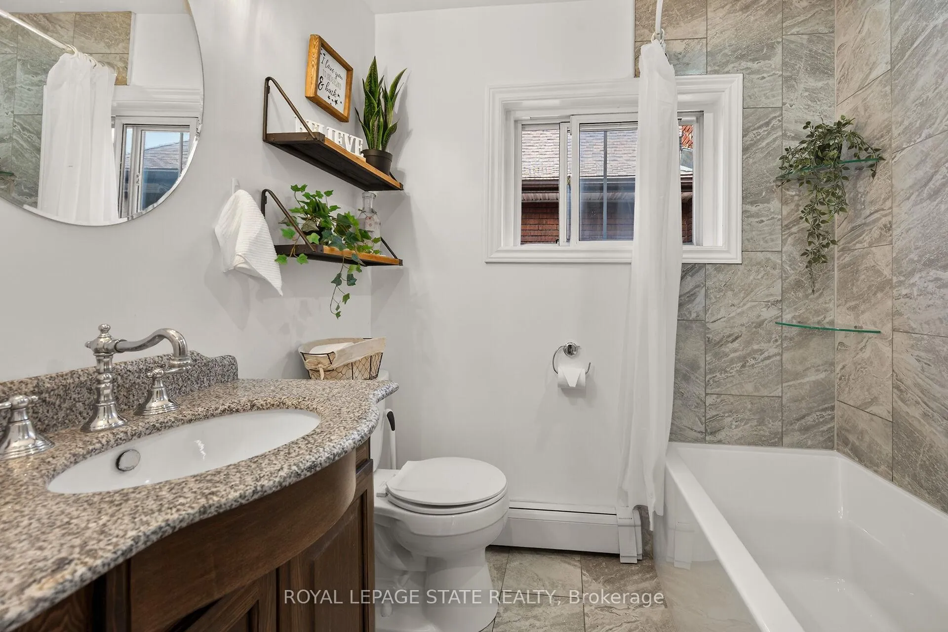Photo 30 of 28 Ashford Boulevard, Hamilton, Blakeley — HOMEH