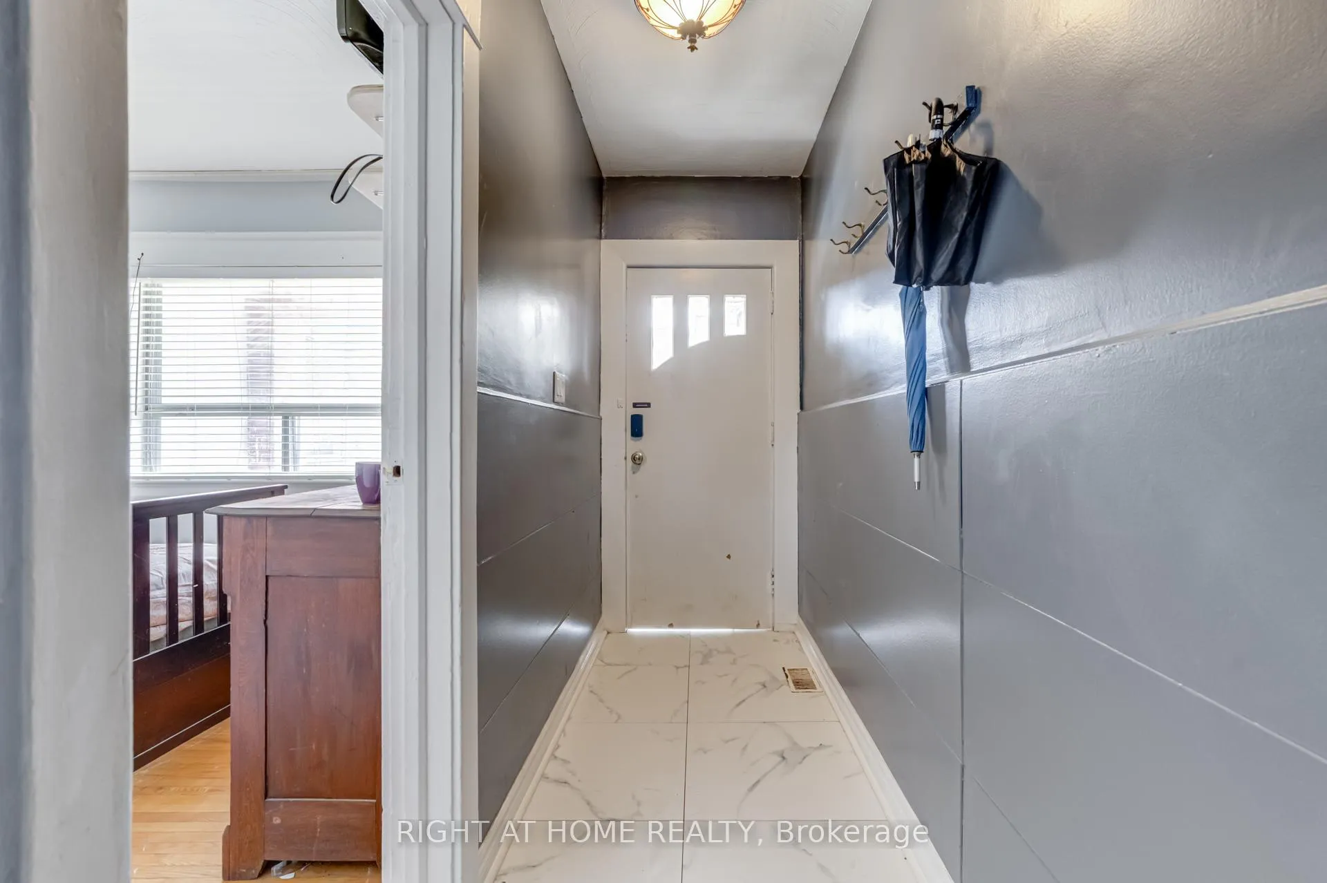 Photo 2 of 16 Pryor Avenue, Toronto, Weston-Pellam Park — HOMEH