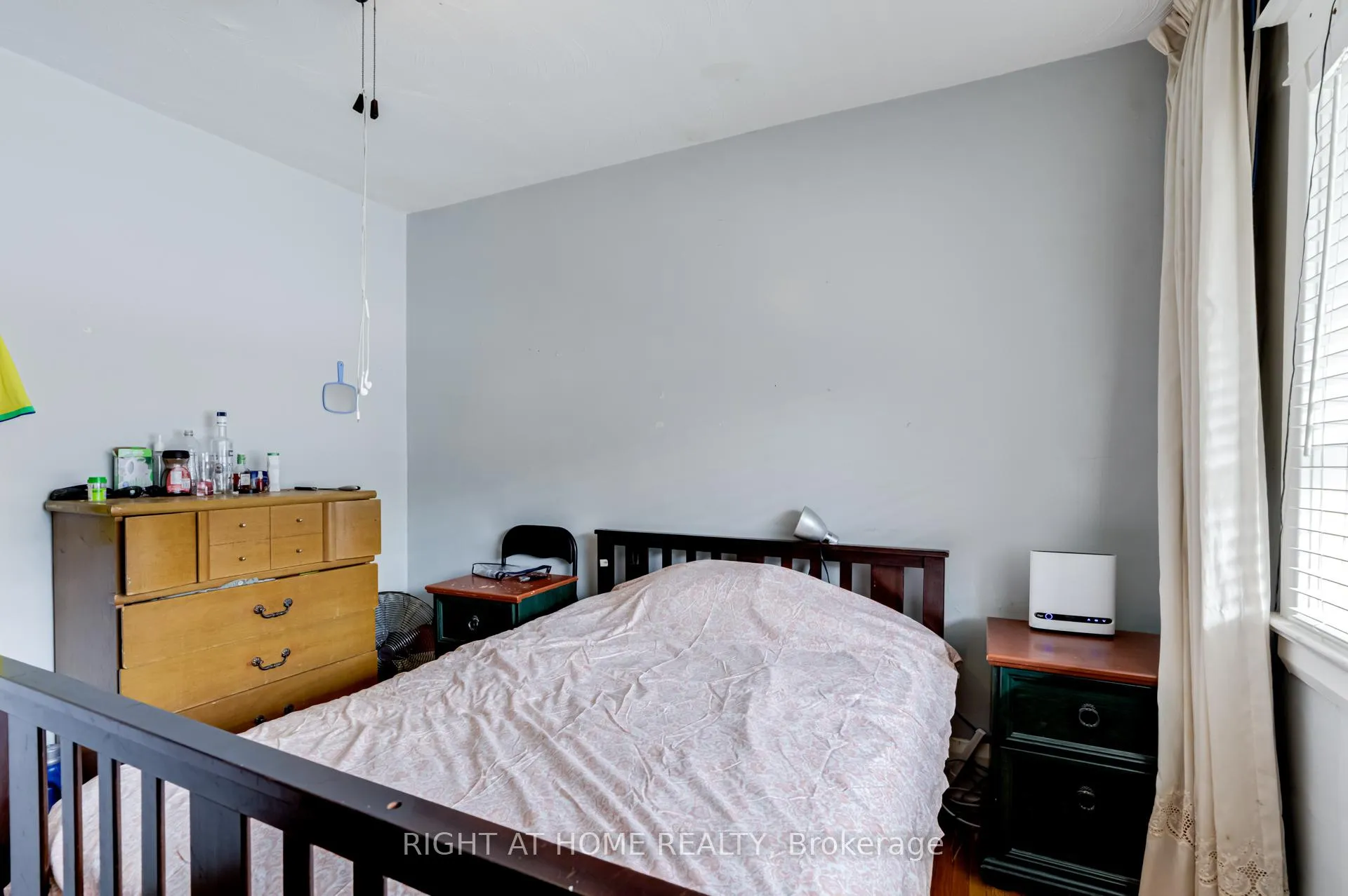 Photo 3 of 16 Pryor Avenue, Toronto, Weston-Pellam Park — HOMEH