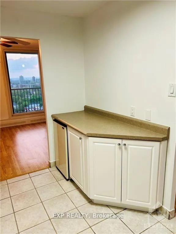 Photo 9 of Unit 1901, 665 Bathgate Drive, Ottawa, Carson Meadows — HOMEH