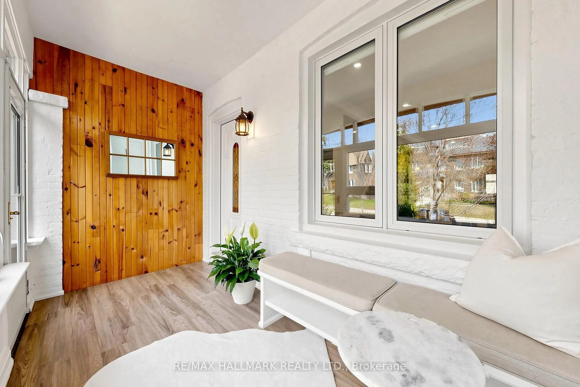 Photo 3 of 301 Wolverleigh Boulevard, Toronto, Danforth — HOMEH