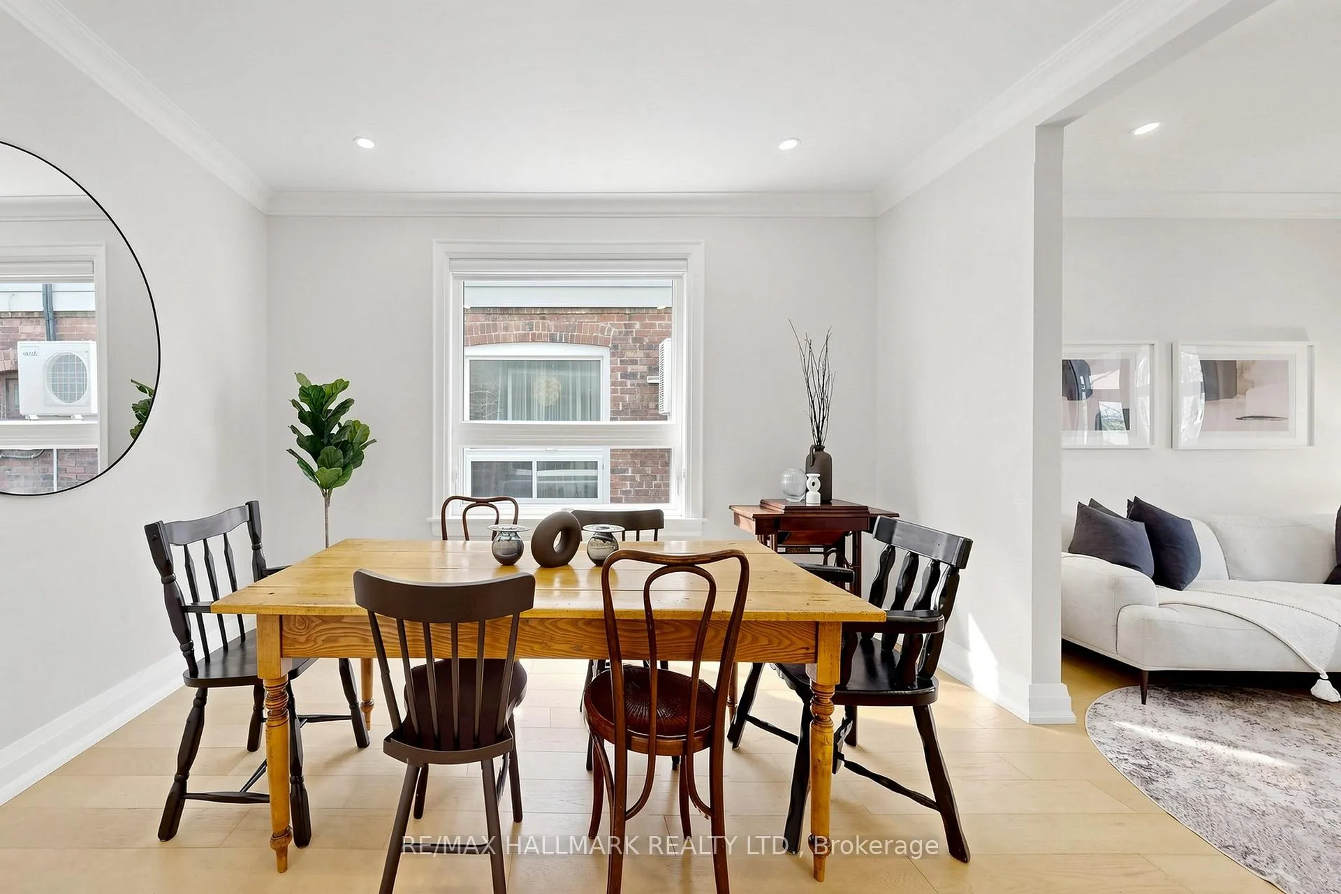 Photo 20 of 301 Wolverleigh Boulevard, Toronto, Danforth — HOMEH