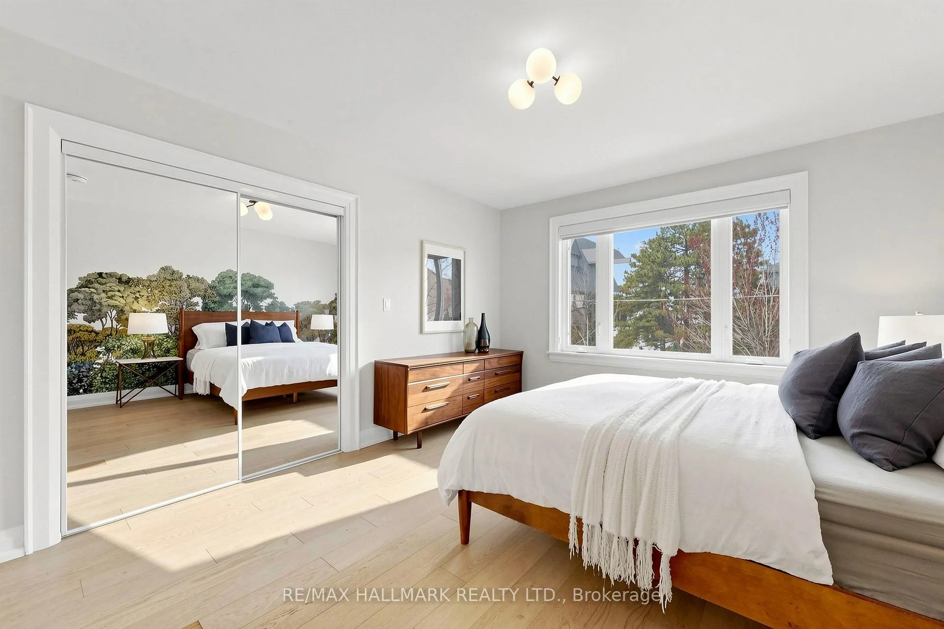 Photo 21 of 301 Wolverleigh Boulevard, Toronto, Danforth — HOMEH