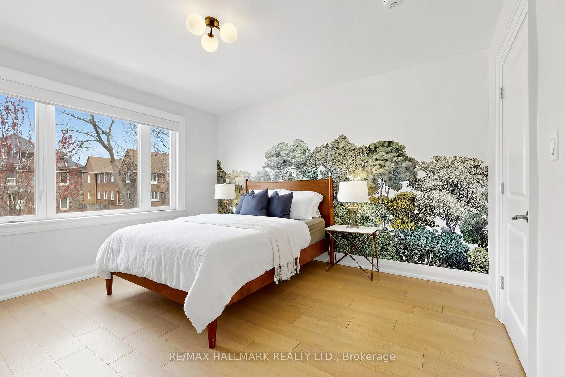 Photo 23 of 301 Wolverleigh Boulevard, Toronto, Danforth — HOMEH