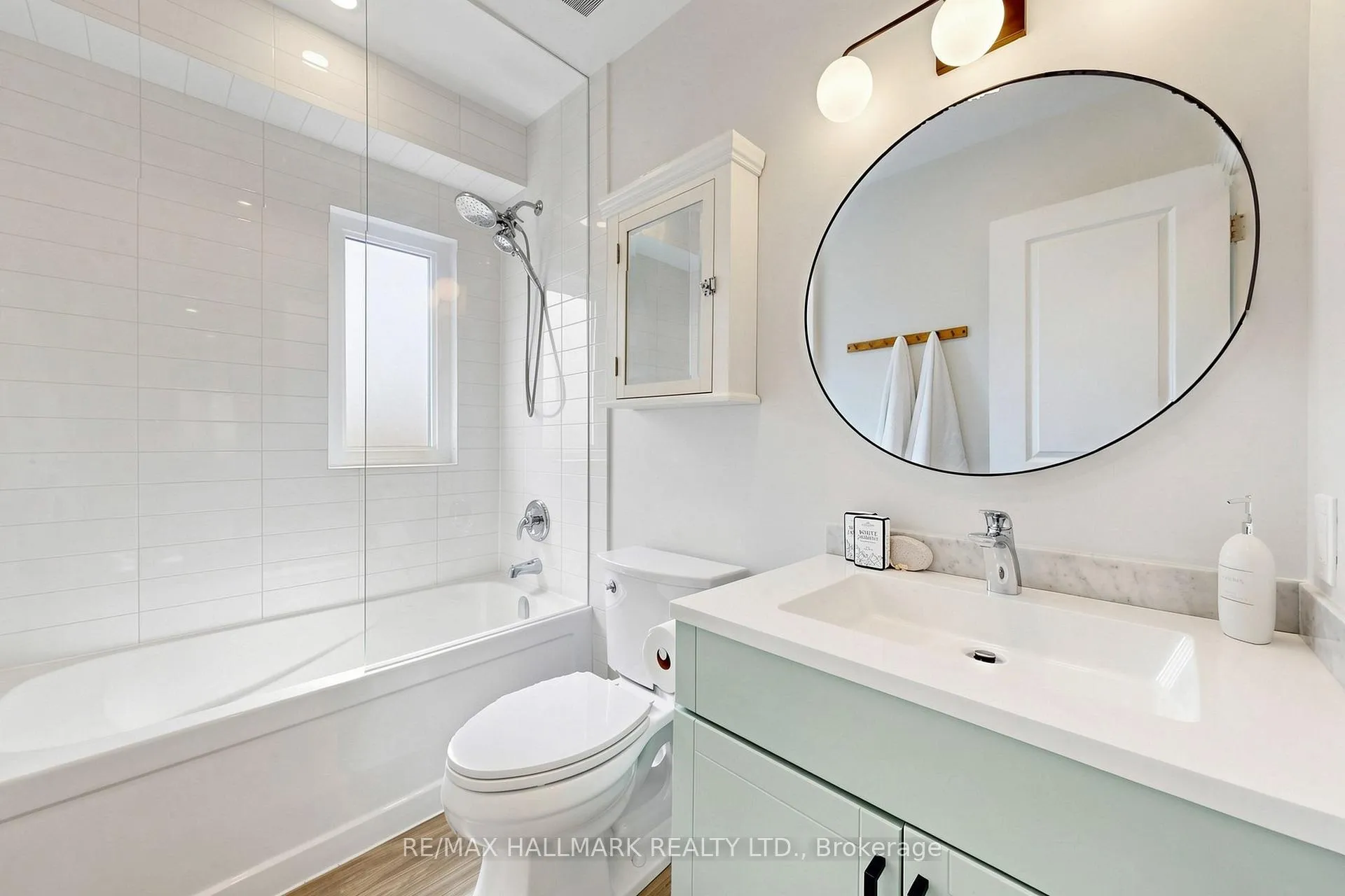 Photo 24 of 301 Wolverleigh Boulevard, Toronto, Danforth — HOMEH