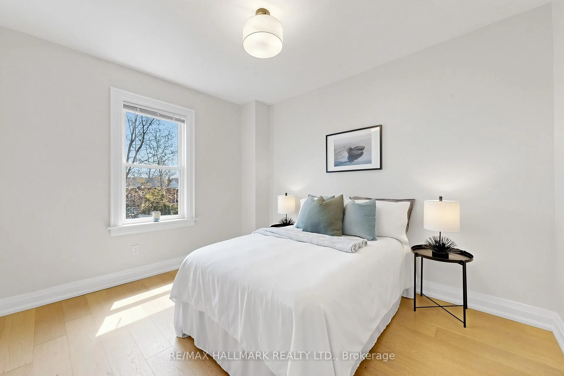 Photo 26 of 301 Wolverleigh Boulevard, Toronto, Danforth — HOMEH