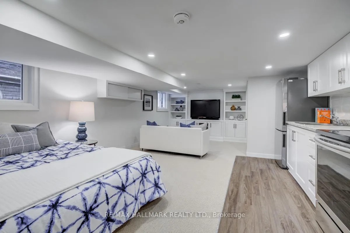 Photo 31 of 301 Wolverleigh Boulevard, Toronto, Danforth — HOMEH