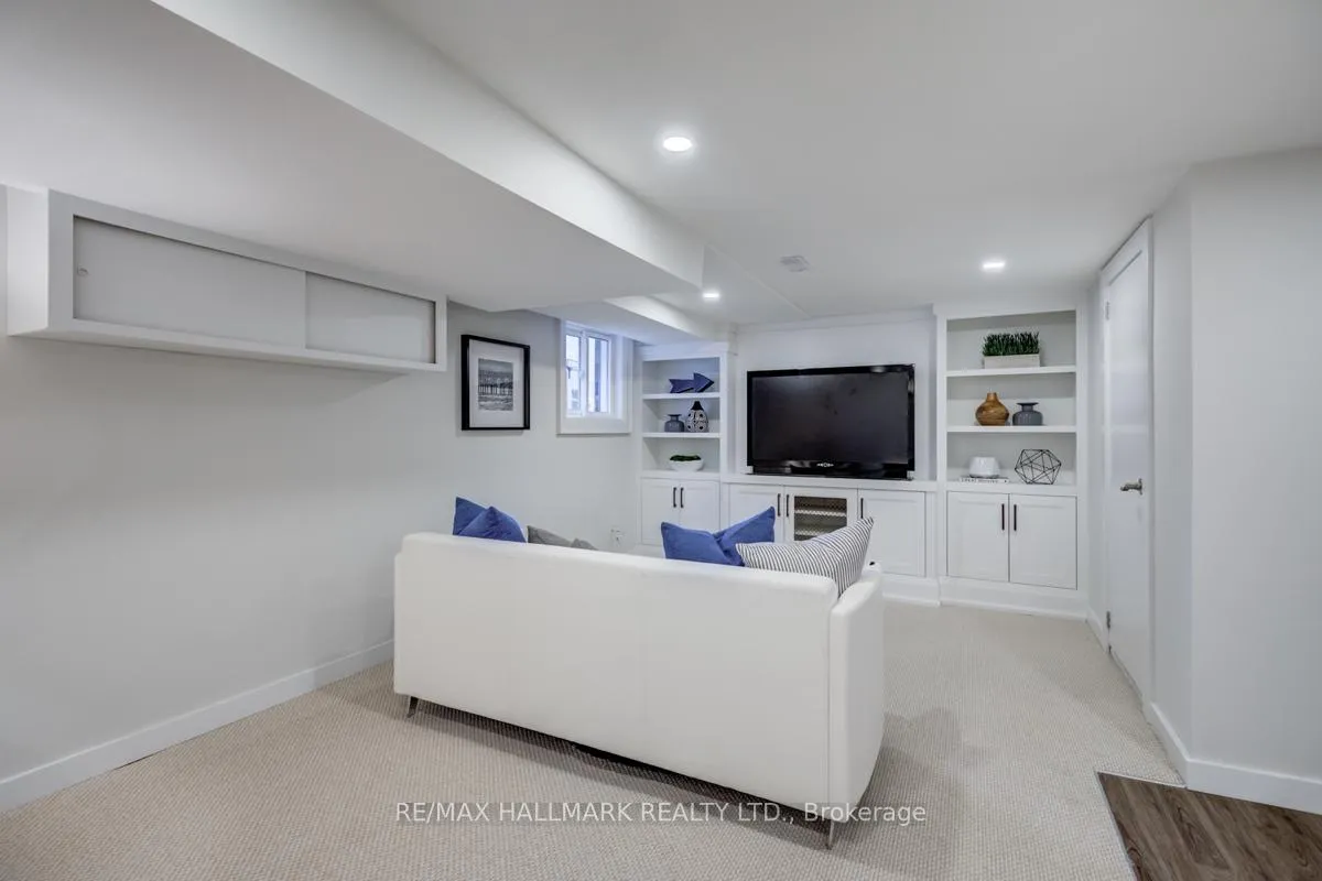 Photo 34 of 301 Wolverleigh Boulevard, Toronto, Danforth — HOMEH