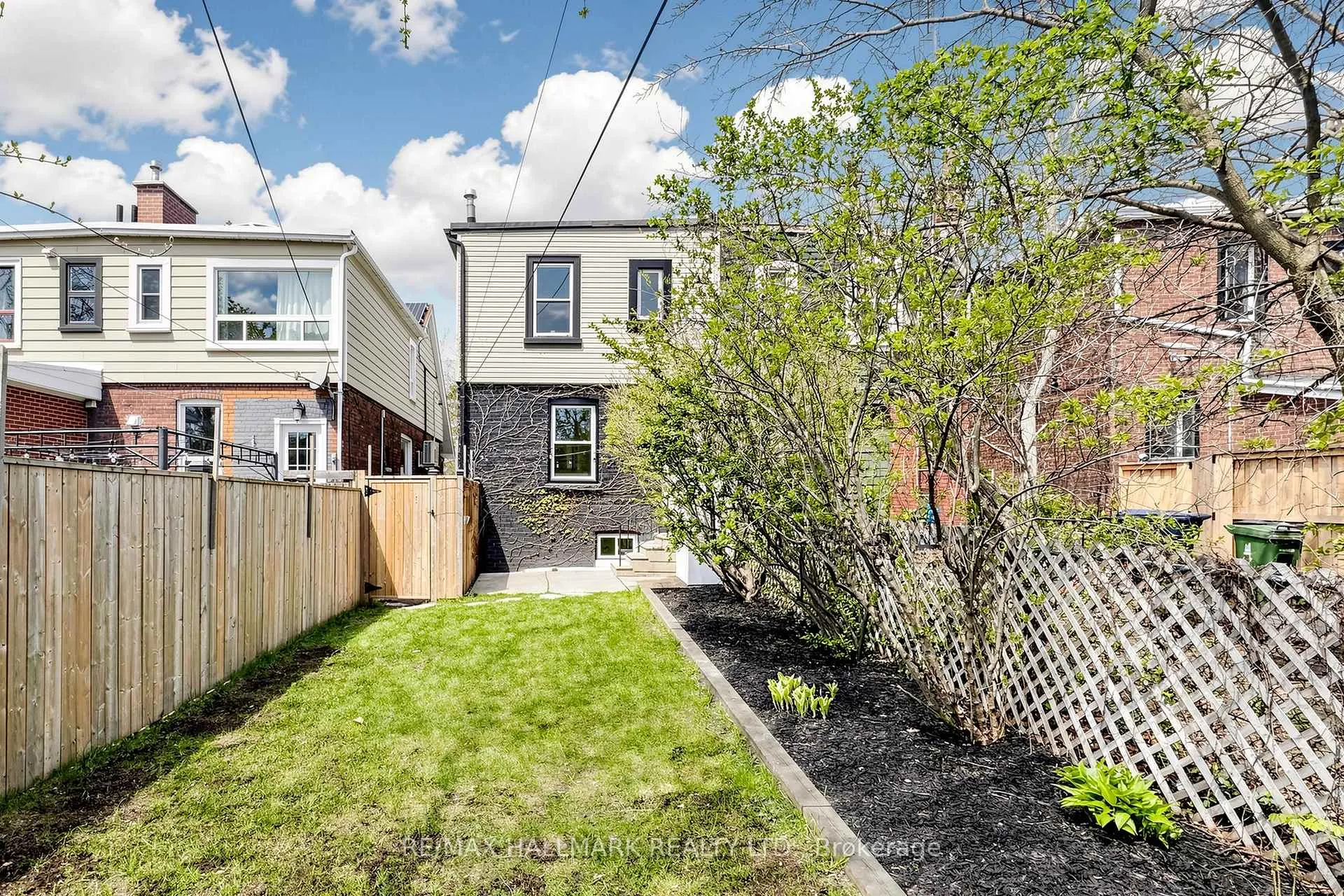 Photo 38 of 301 Wolverleigh Boulevard, Toronto, Danforth — HOMEH