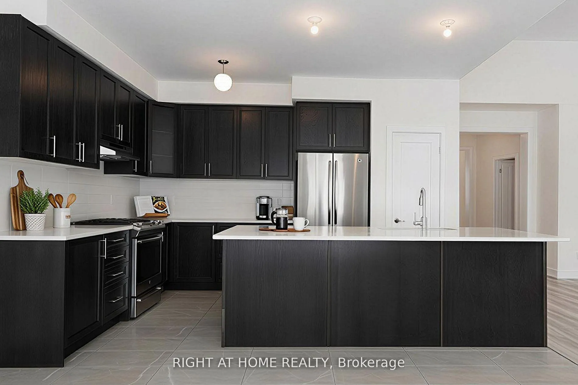 Photo 7 of 3 Larissa Park Drive, Quinte West, Murray Ward — HOMEH
