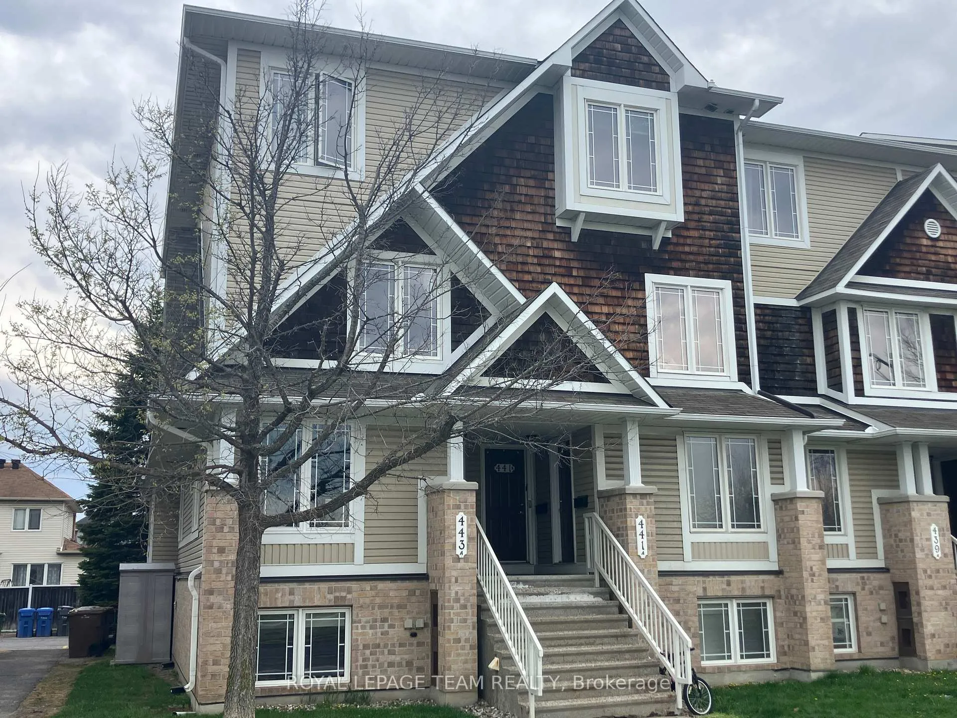 Photo 1 of Unit B, 443 Chapman Mills Drive, Ottawa, Barrhaven - Strandherd — HOMEH