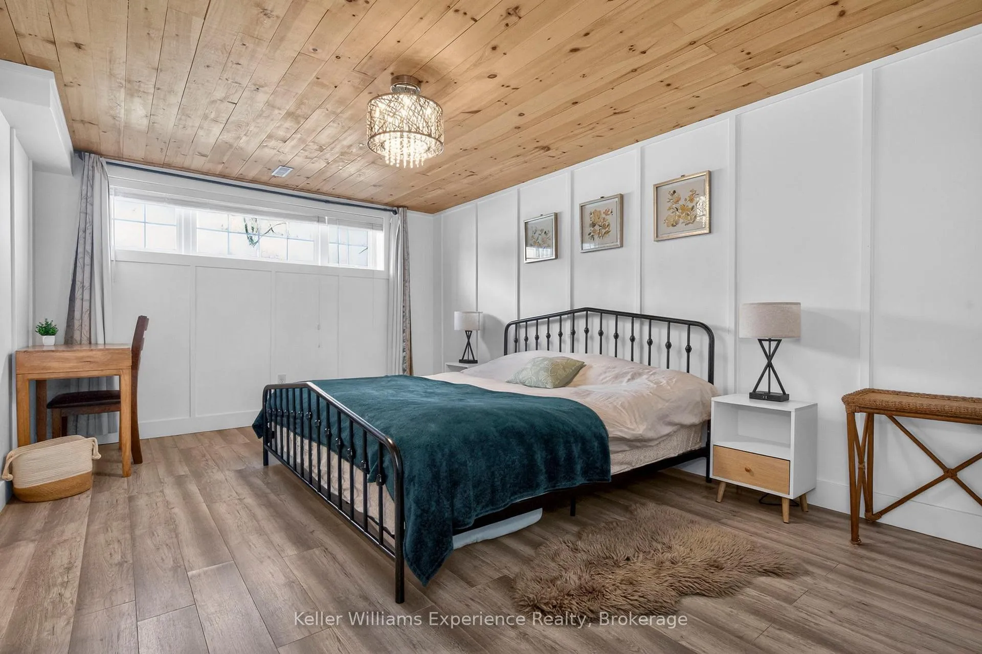 Photo 19 of 1005 Whitney Crescent, Midland — HOMEH