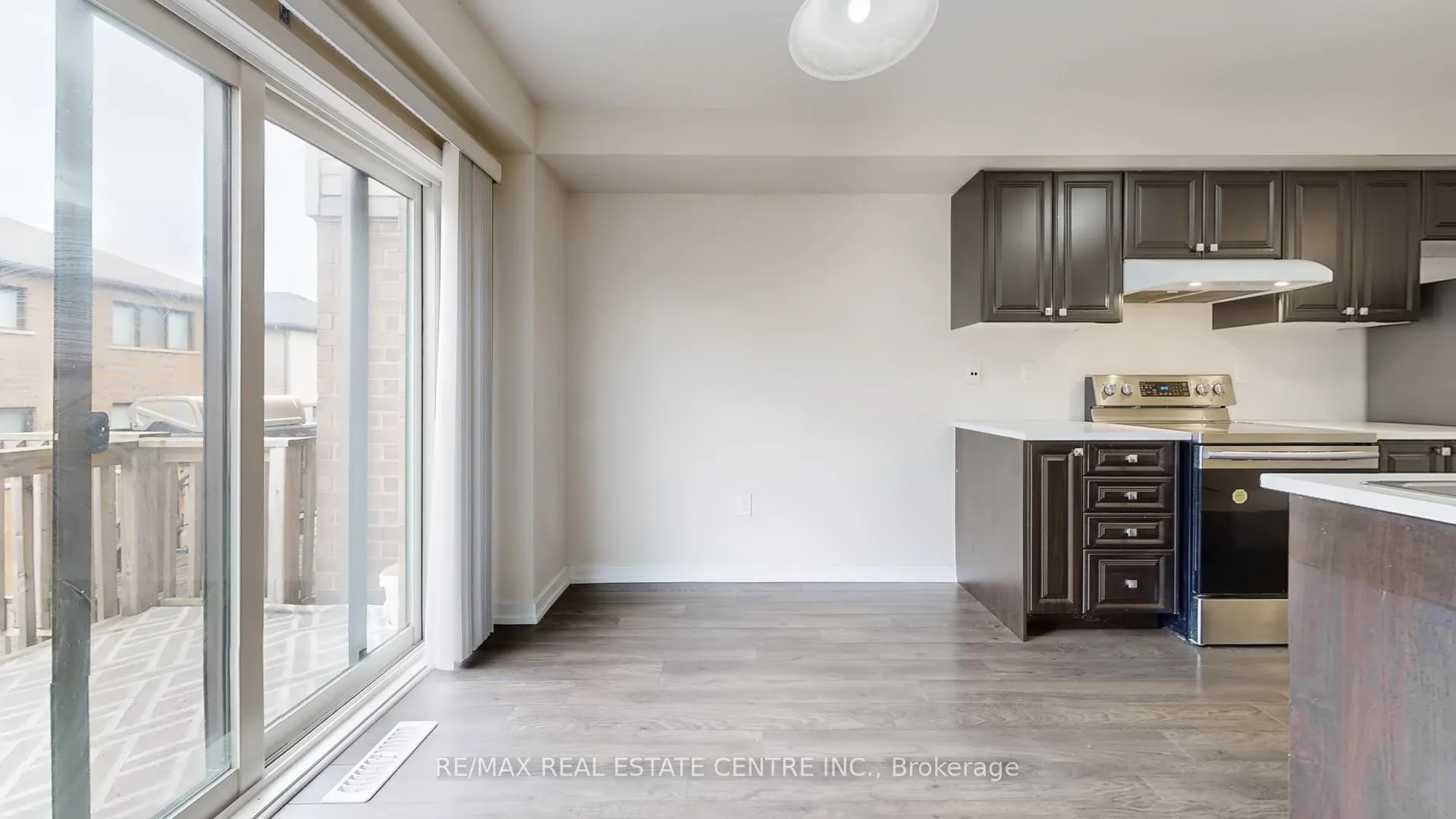 Photo 15 of 80 Scarletwood Street, Hamilton, Stoney Creek Mountain — HOMEH