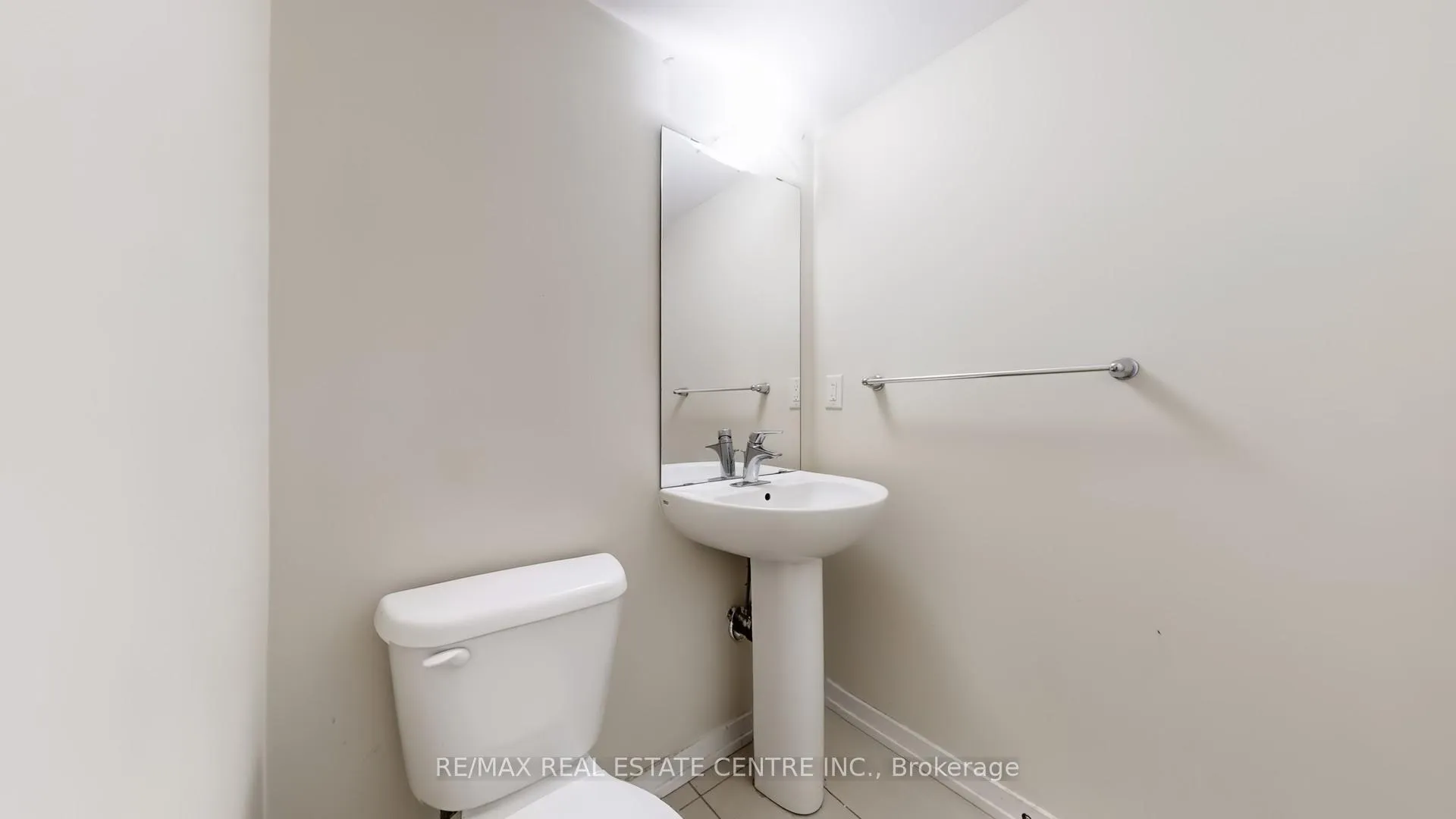 Photo 16 of 80 Scarletwood Street, Hamilton, Stoney Creek Mountain — HOMEH