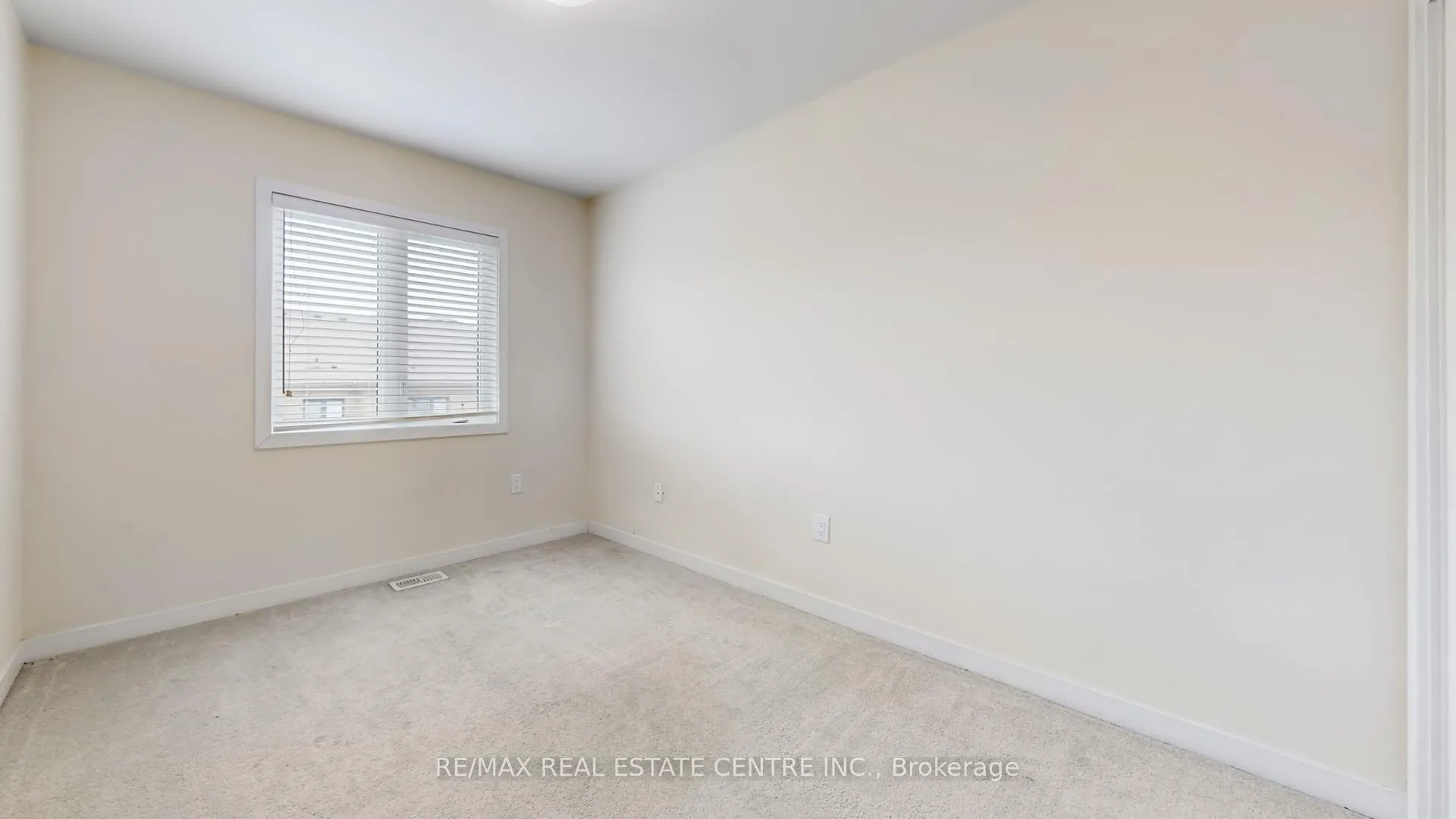 Photo 21 of 80 Scarletwood Street, Hamilton, Stoney Creek Mountain — HOMEH