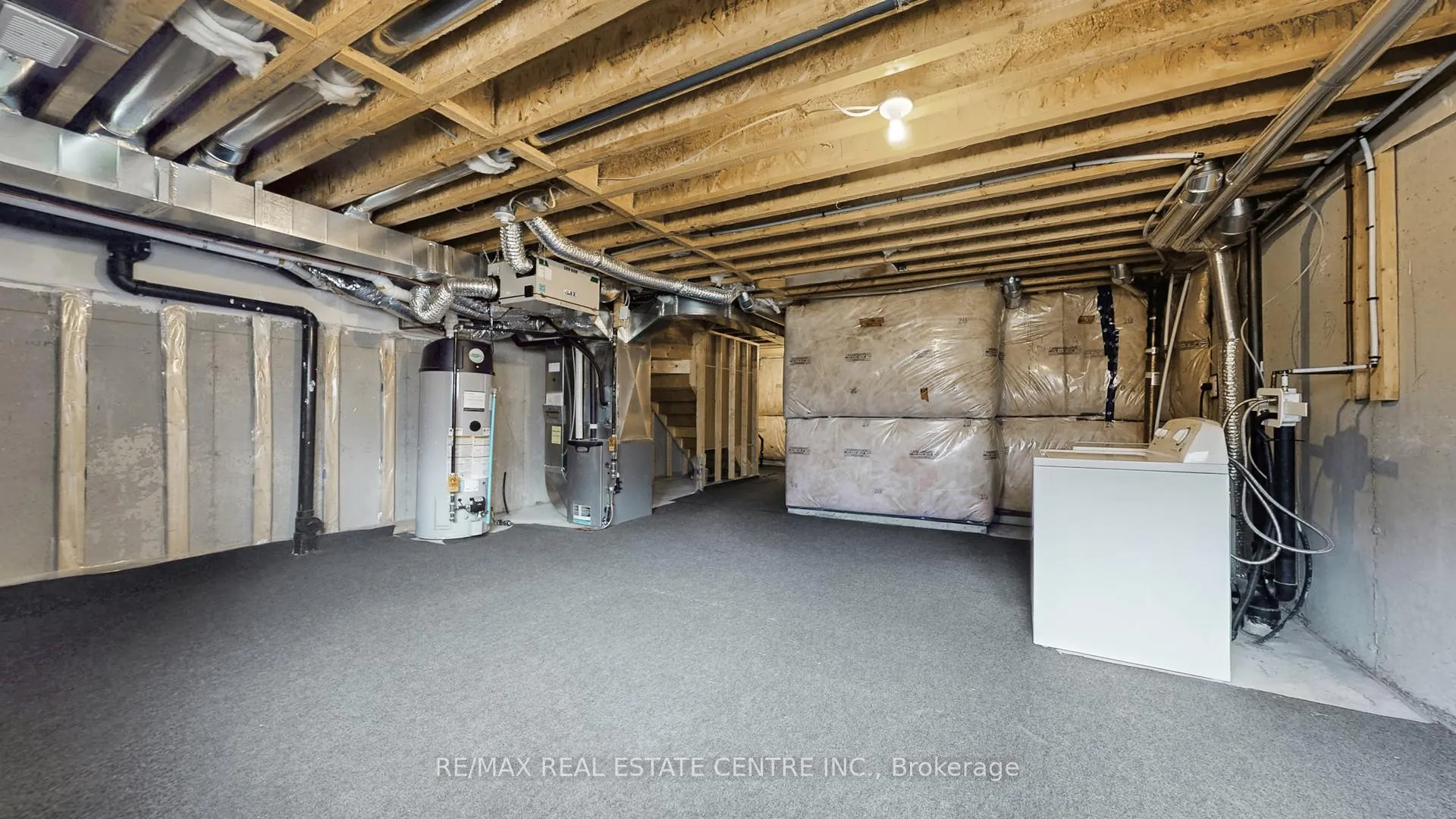 Photo 39 of 80 Scarletwood Street, Hamilton, Stoney Creek Mountain — HOMEH