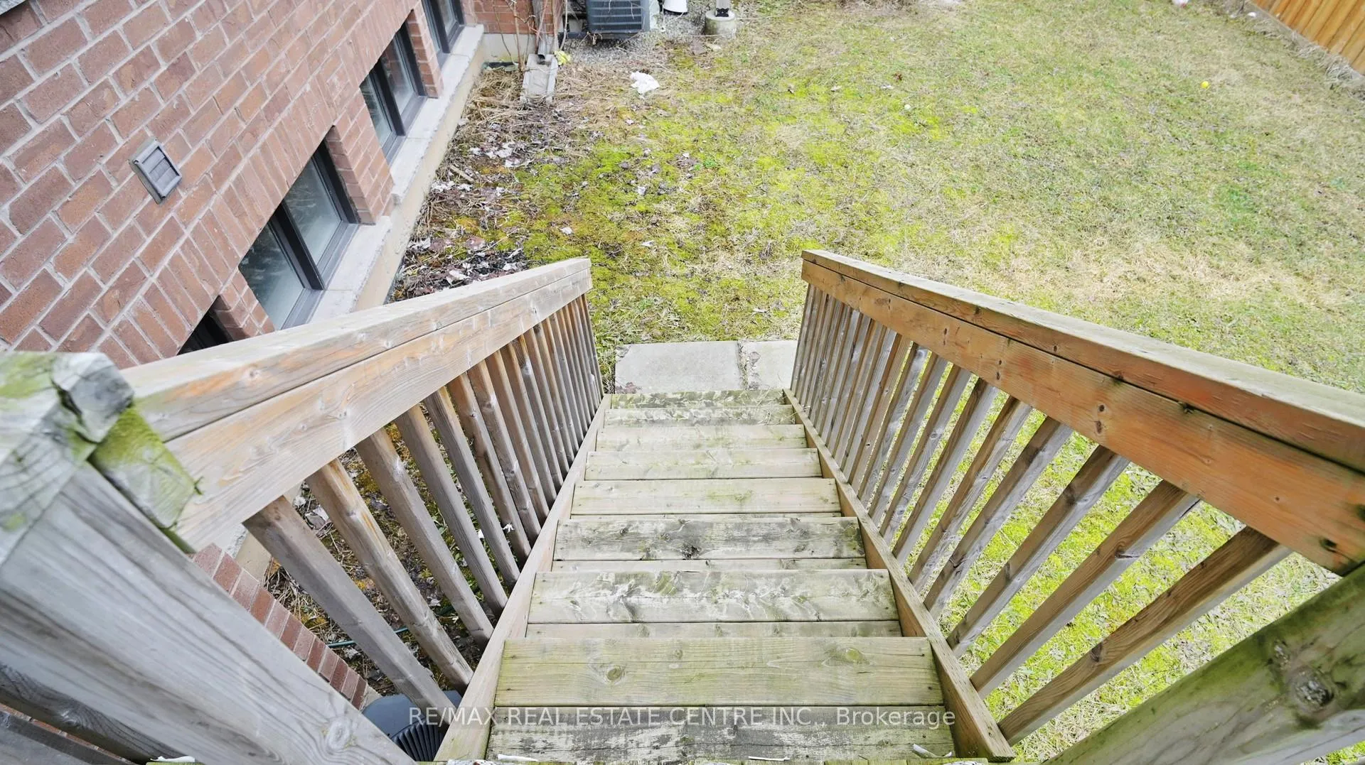 Photo 47 of 80 Scarletwood Street, Hamilton, Stoney Creek Mountain — HOMEH