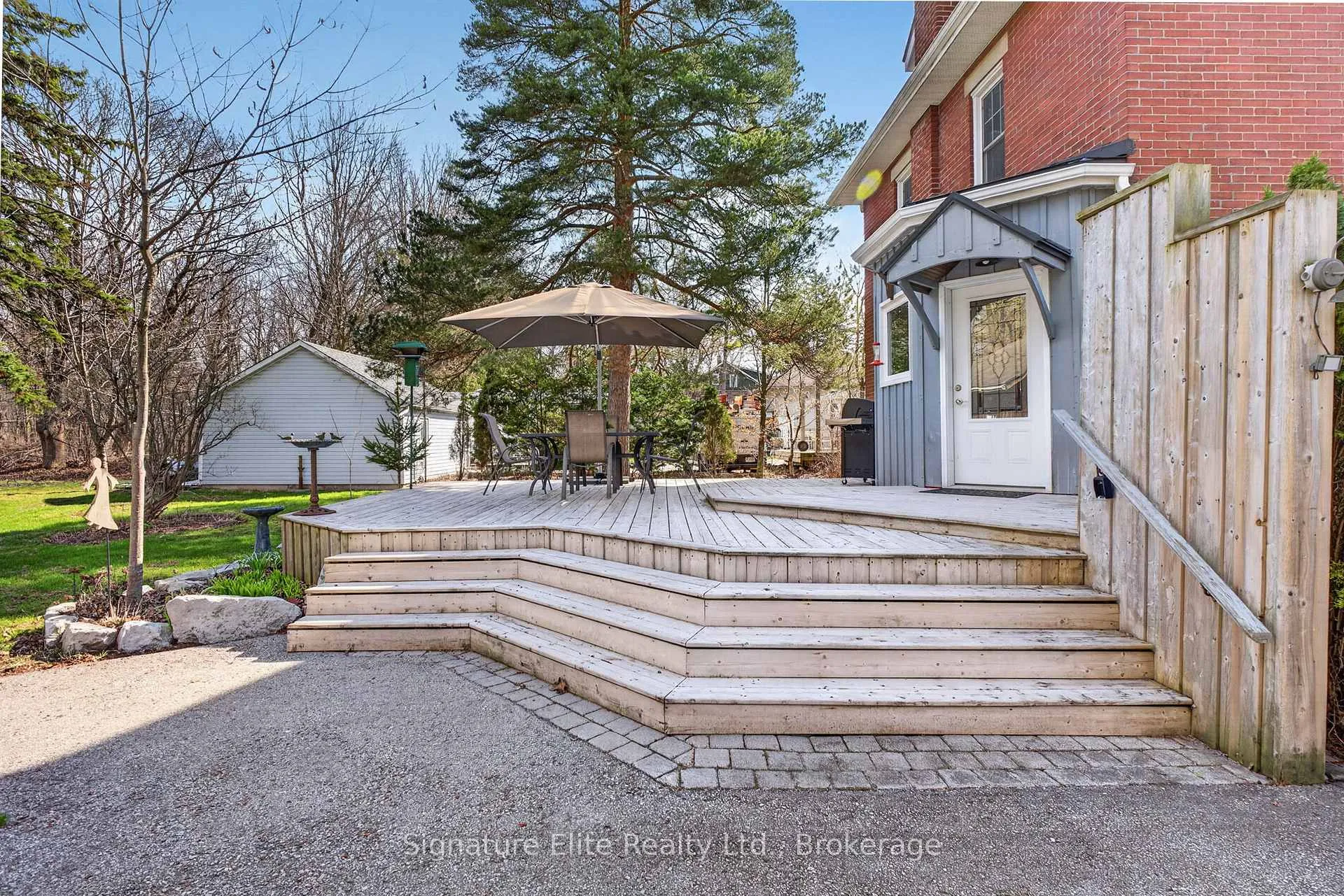 Photo 13 of 60 Winchester Road E, Whitby, Brooklin — HOMEH