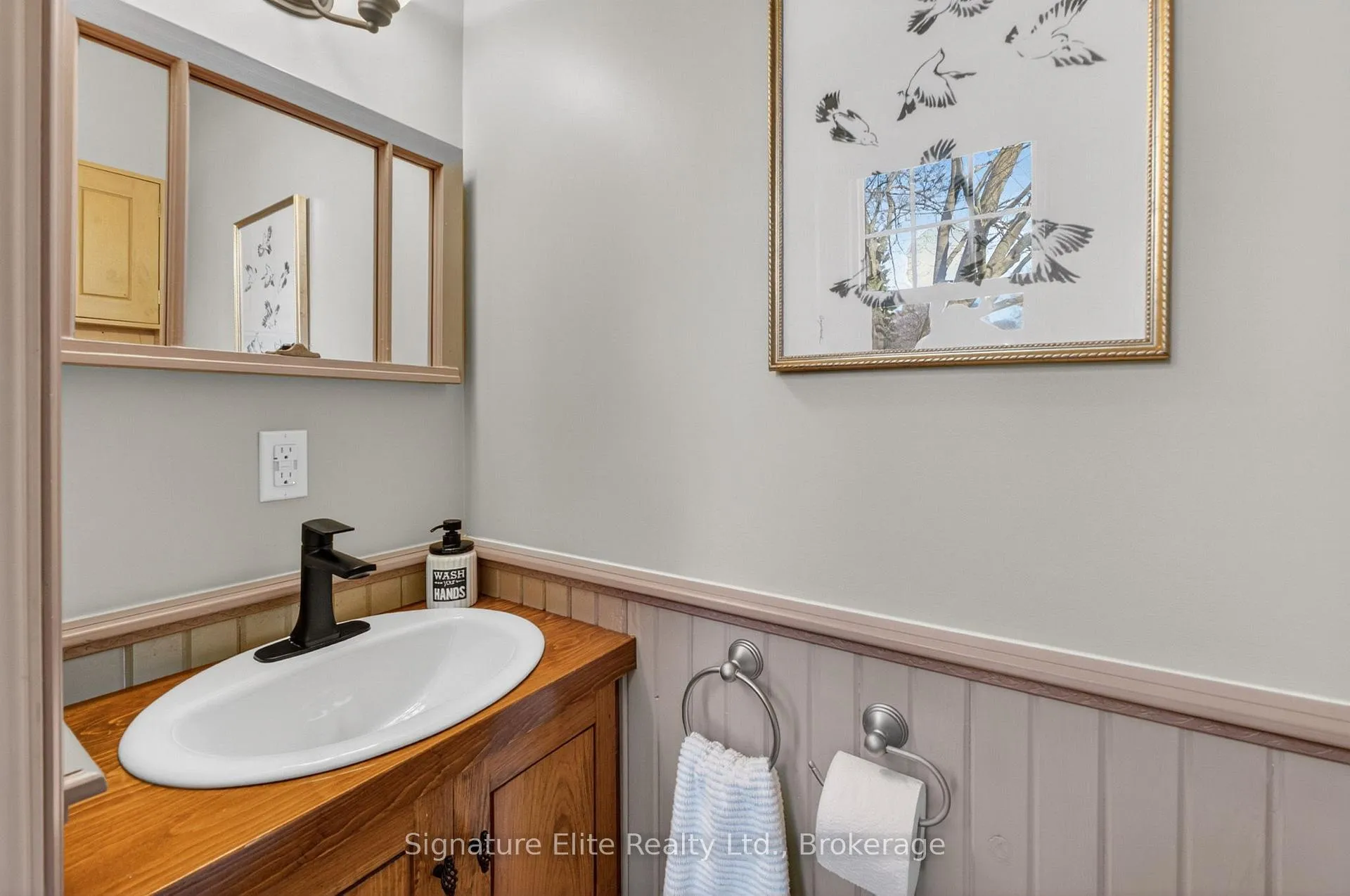 Photo 18 of 60 Winchester Road E, Whitby, Brooklin — HOMEH