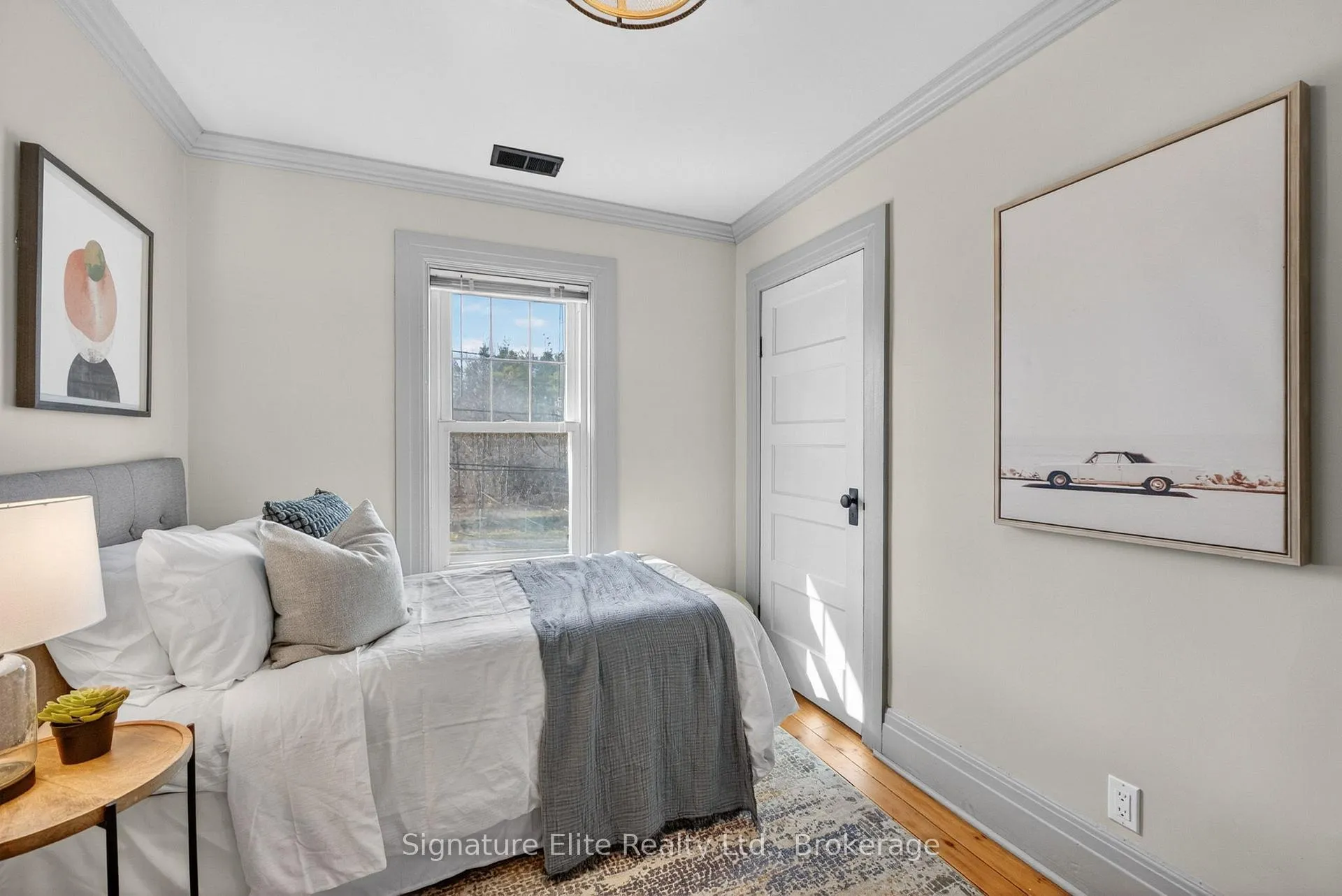 Photo 23 of 60 Winchester Road E, Whitby, Brooklin — HOMEH