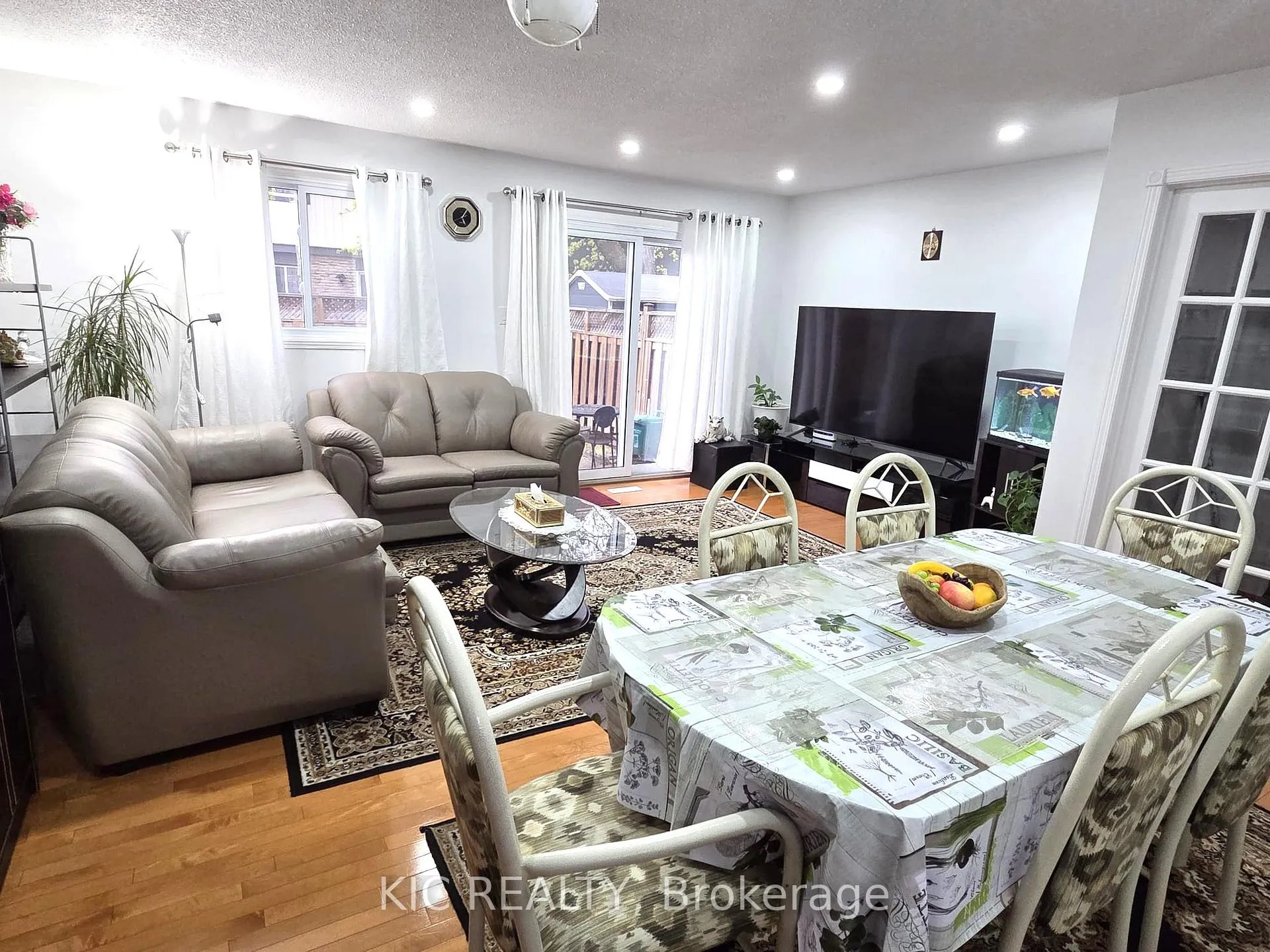 Photo 6 of Unit 6, 93 Hansen Road N, Brampton, Madoc — HOMEH
