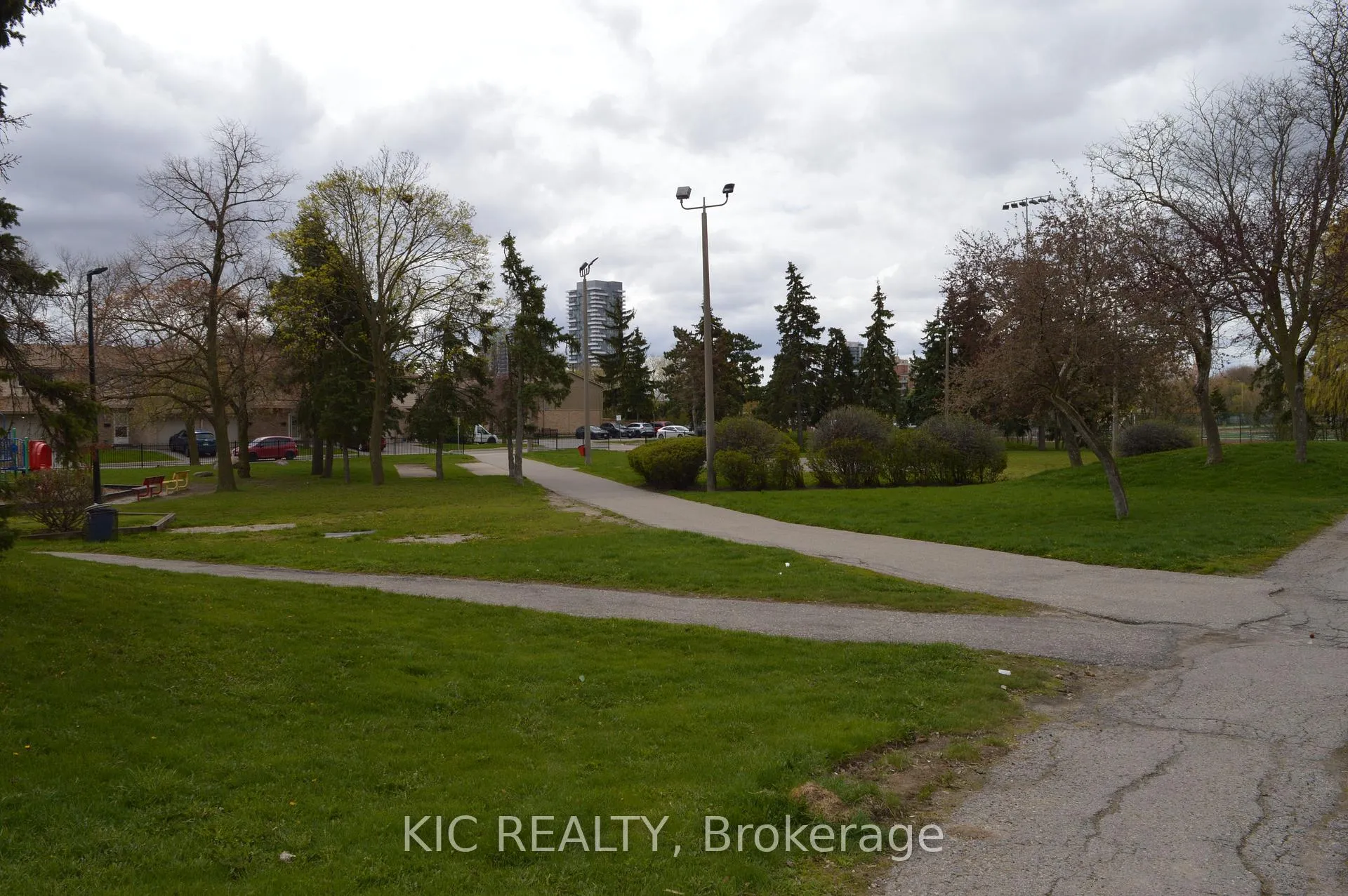 Photo 43 of Unit 6, 93 Hansen Road N, Brampton, Madoc — HOMEH