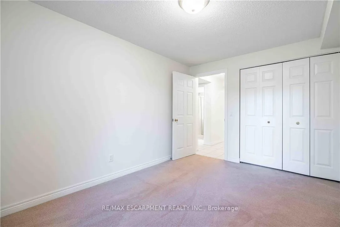 Photo 11 of Unit 207, 980 Golf Links Road, Hamilton, Meadowlands — HOMEH