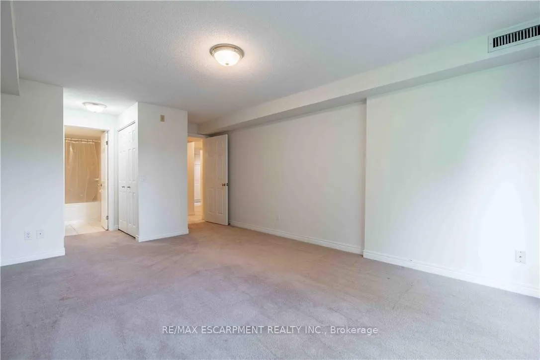 Photo 14 of Unit 207, 980 Golf Links Road, Hamilton, Meadowlands — HOMEH