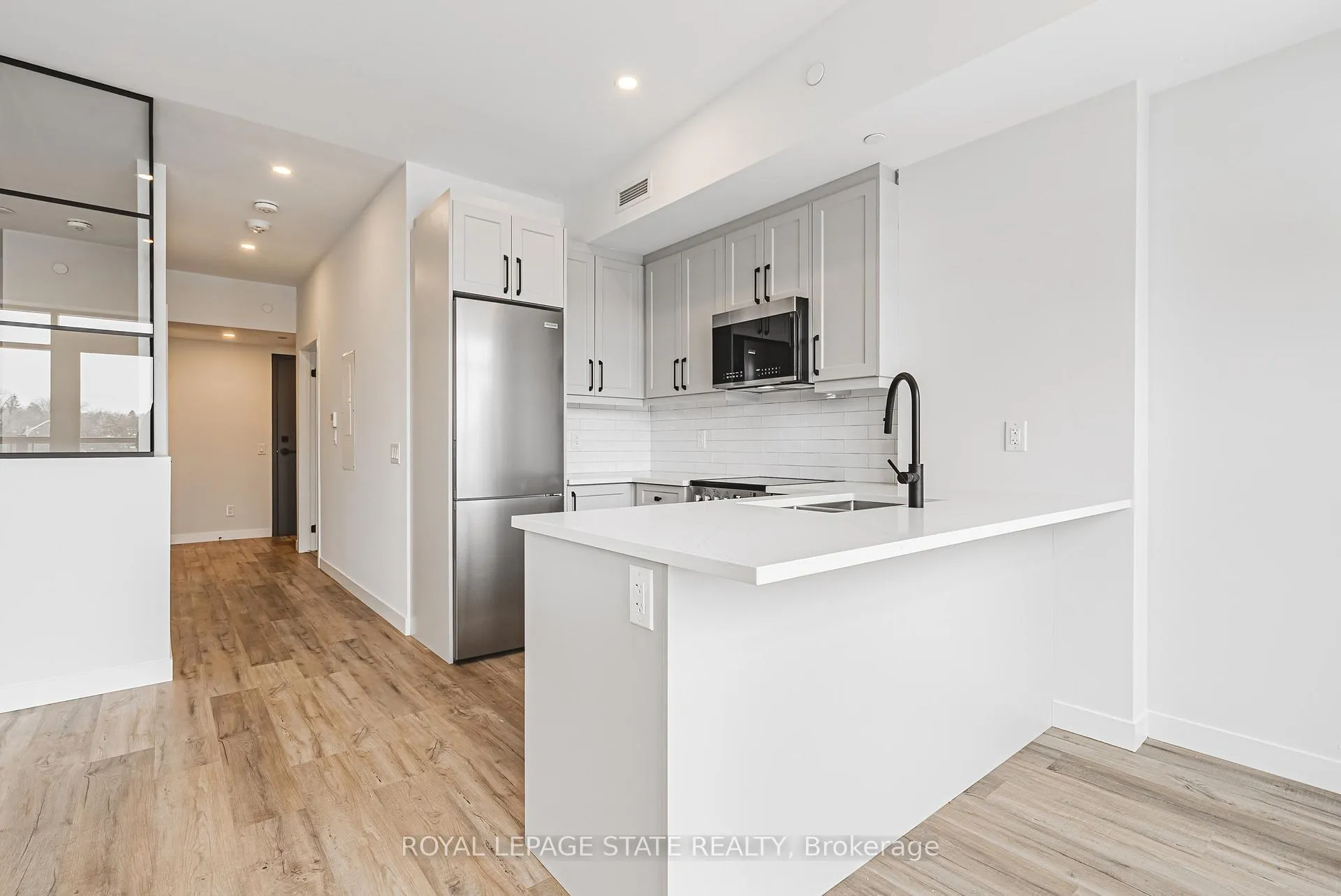 Photo 6 of Unit 302, 555 Sanatorium Road, Hamilton, Mountview — HOMEH