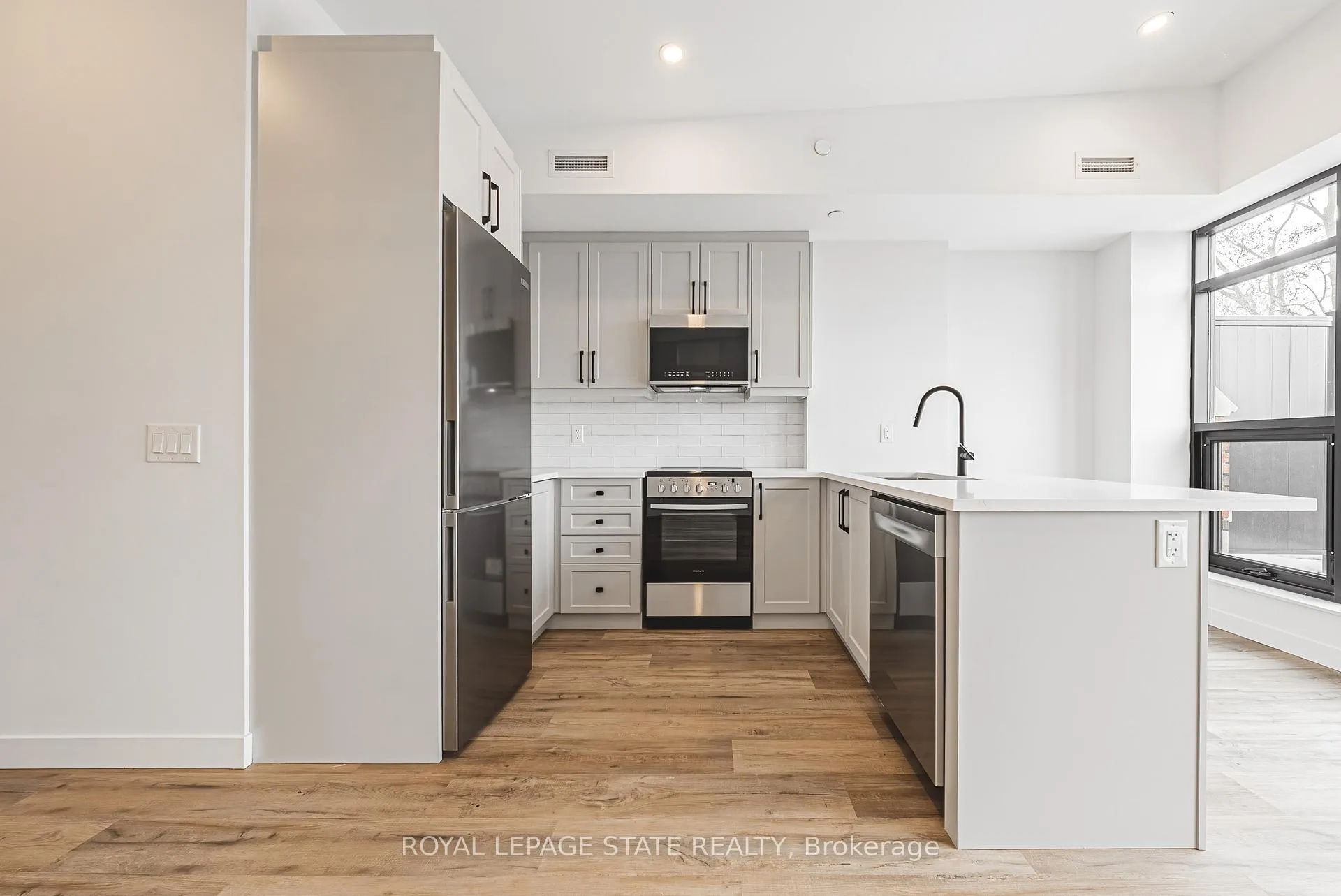 Photo 8 of Unit 302, 555 Sanatorium Road, Hamilton, Mountview — HOMEH
