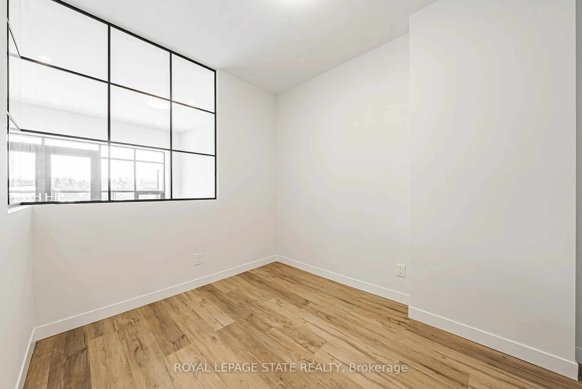 Photo 12 of Unit 302, 555 Sanatorium Road, Hamilton, Mountview — HOMEH