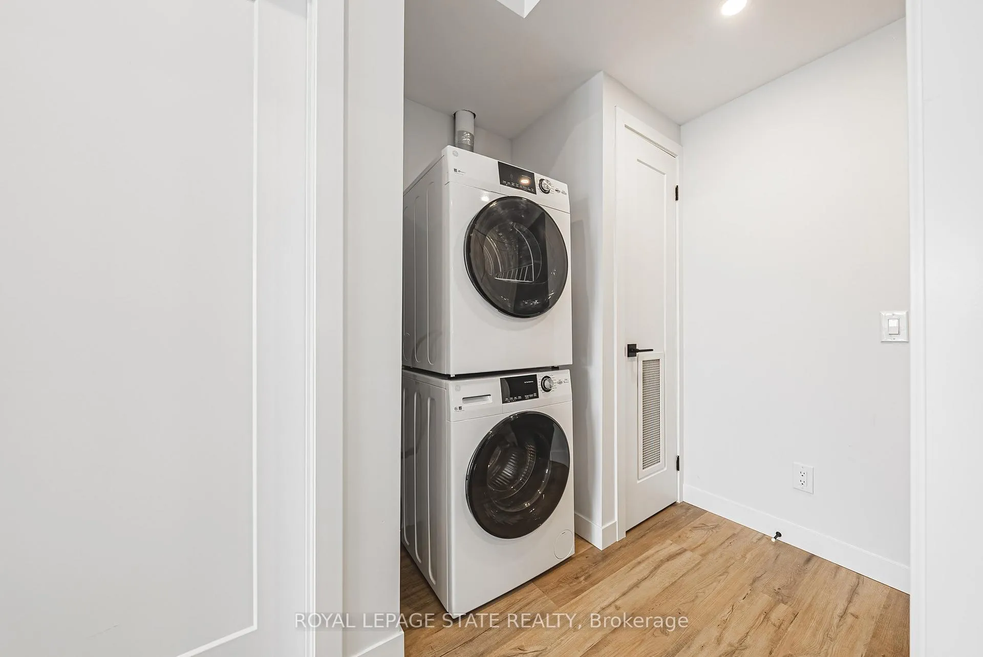 Photo 15 of Unit 302, 555 Sanatorium Road, Hamilton, Mountview — HOMEH