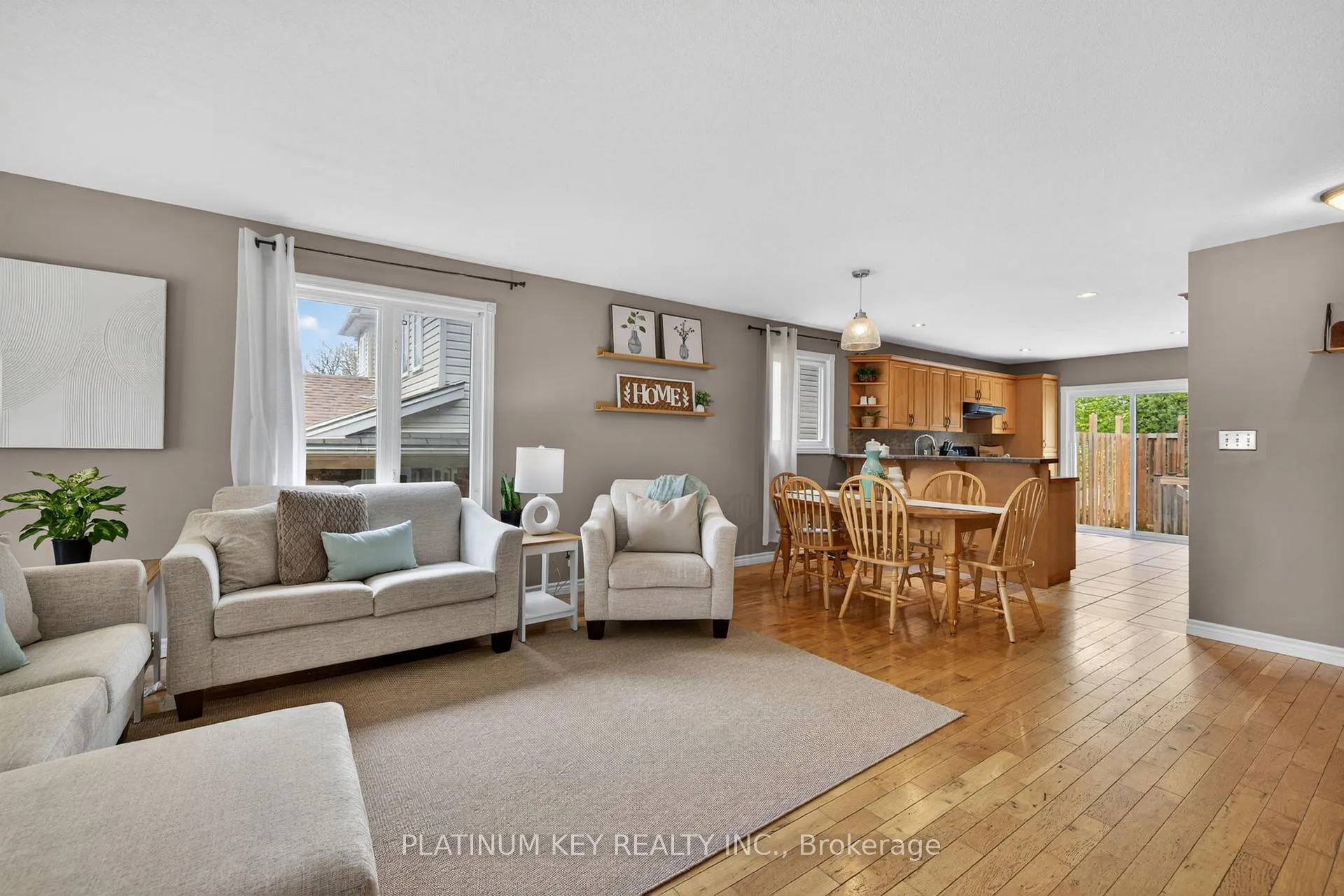 Photo 6 of 6 Juniper Crescent, Strathroy-Caradoc, SE — HOMEH