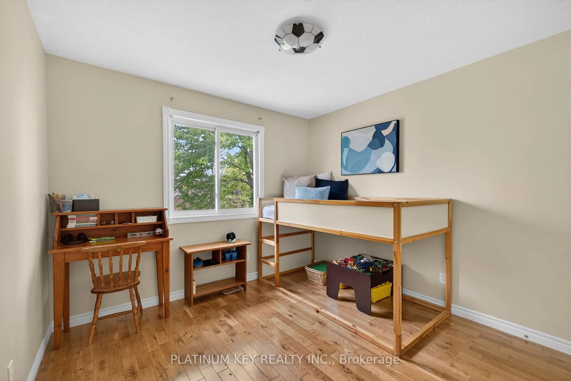Photo 17 of 6 Juniper Crescent, Strathroy-Caradoc, SE — HOMEH